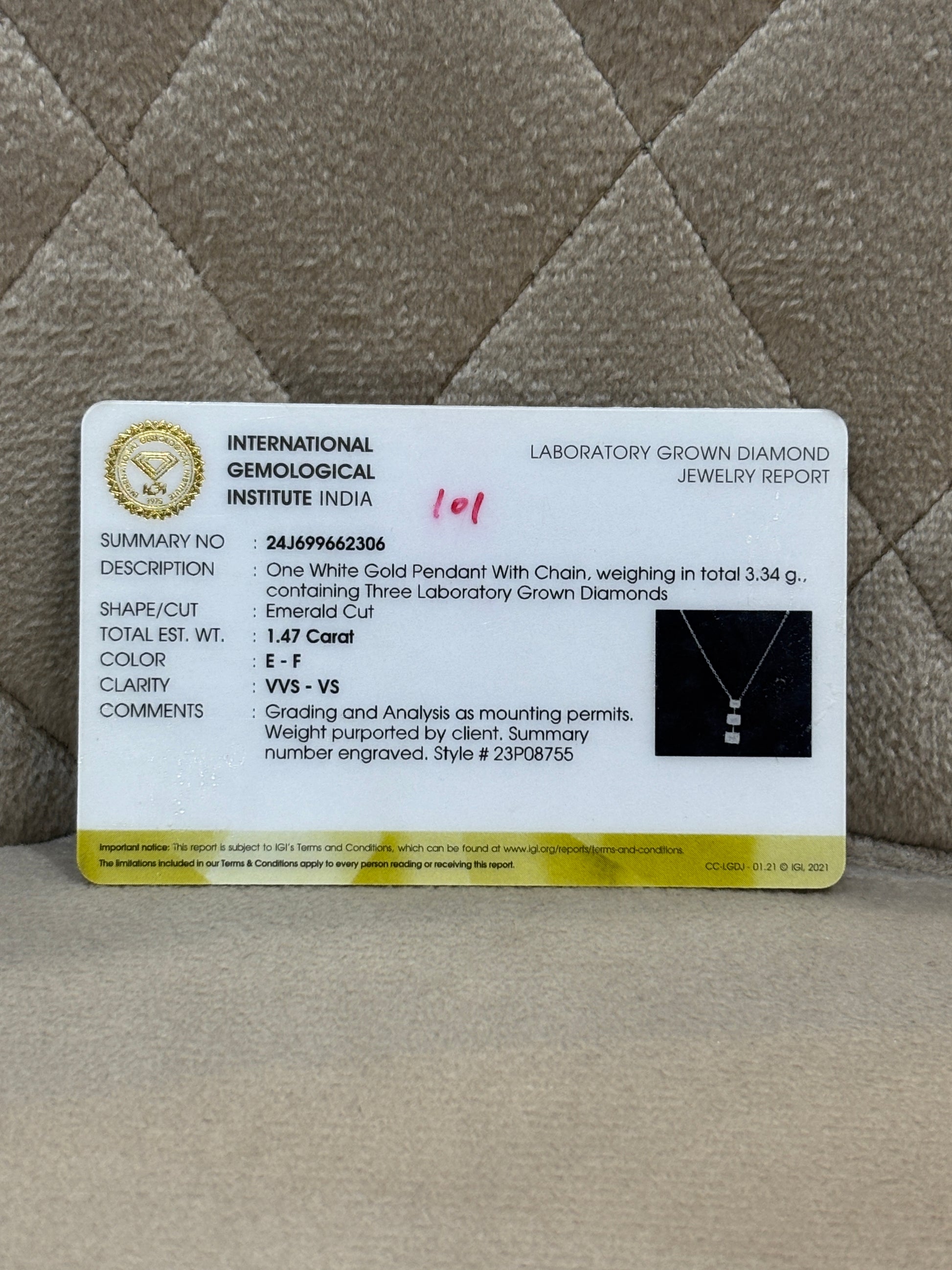 Serene Éclat Lab Diamond Pendant