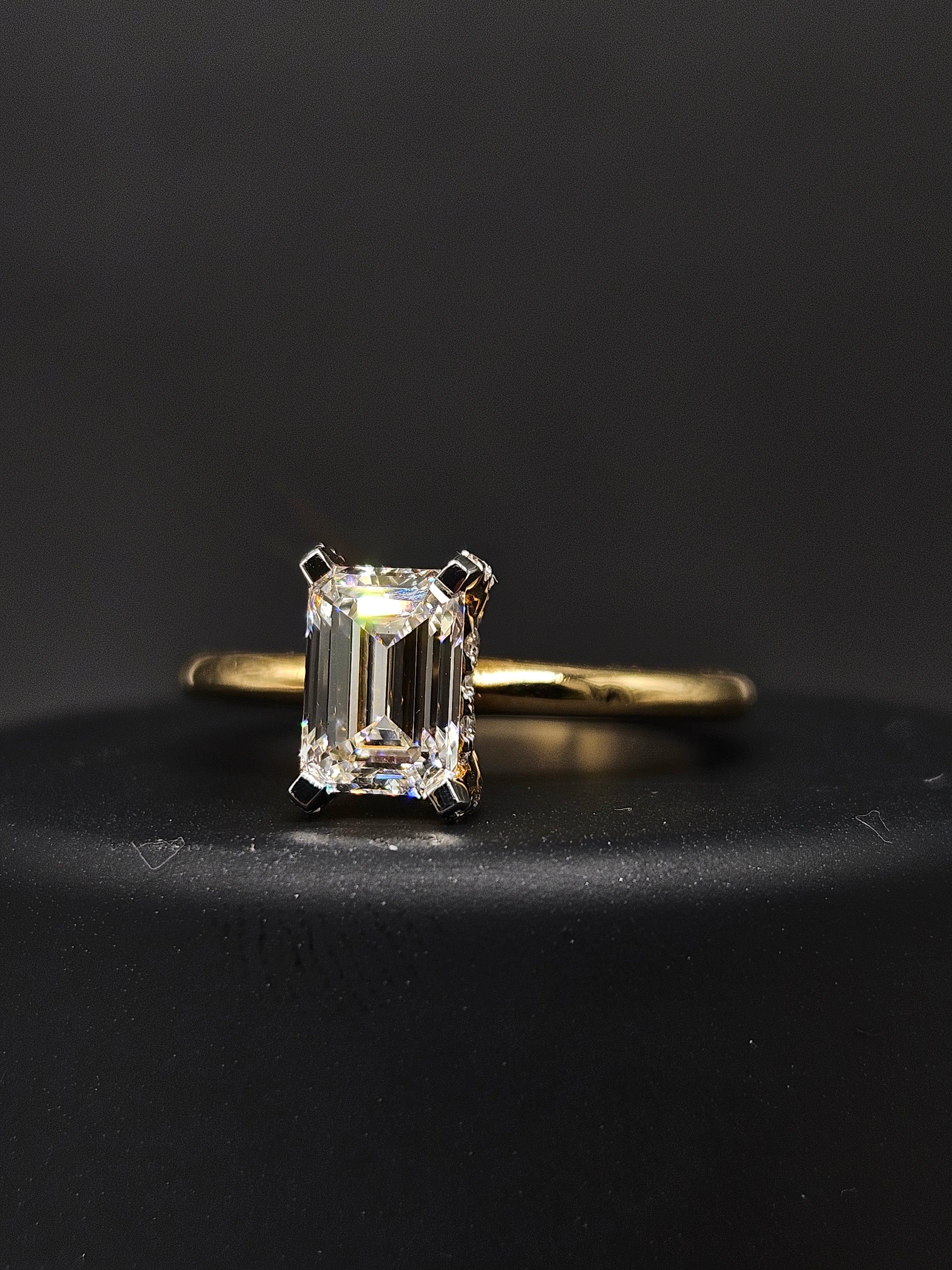 Fiona Diamonds Mingxia 1ct Emerald Lab Diamond Classic Solitaire Ring in 14K Yellow Gold on hand