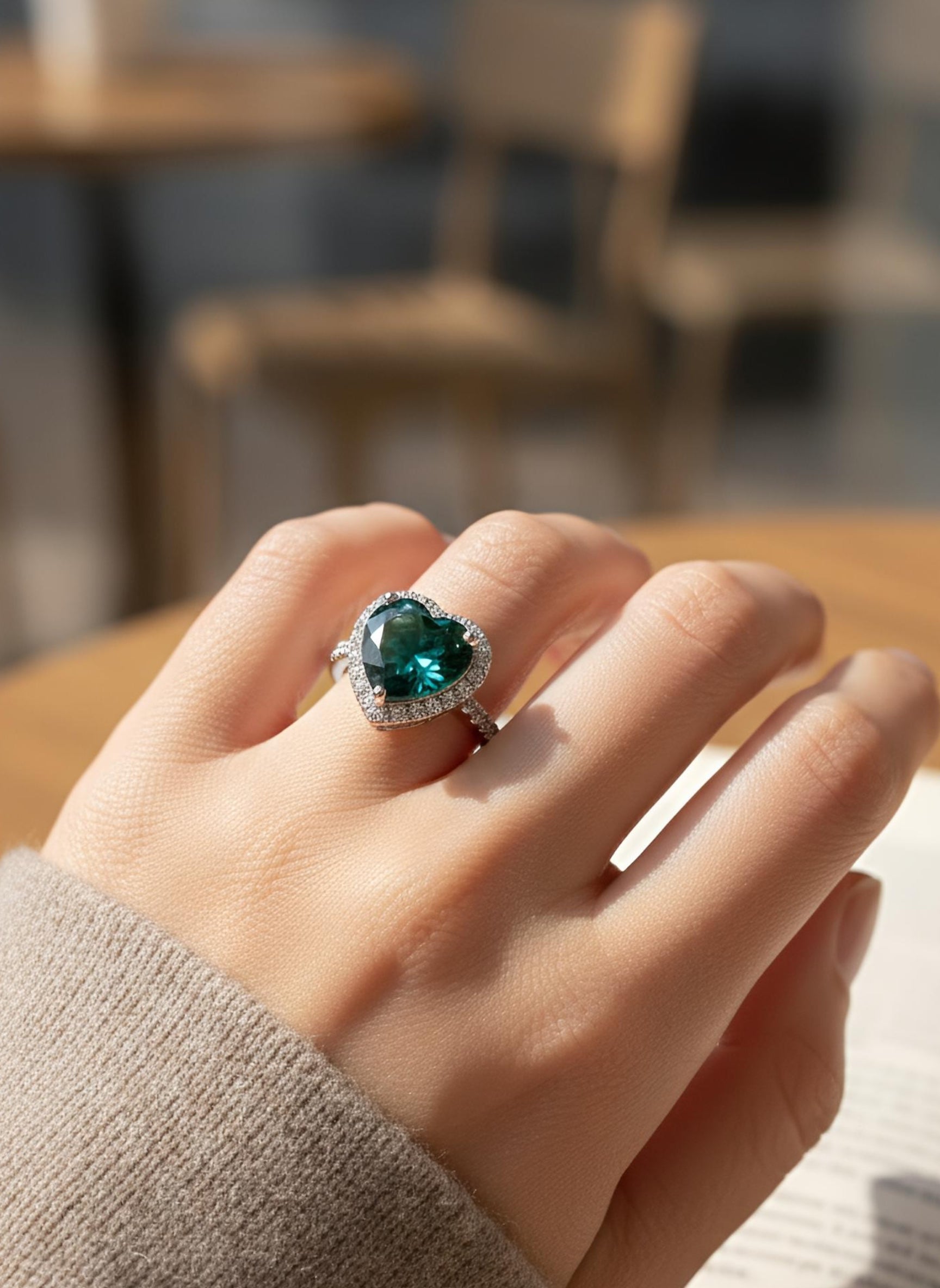 Avelora Nyra Lab Diamond Ring