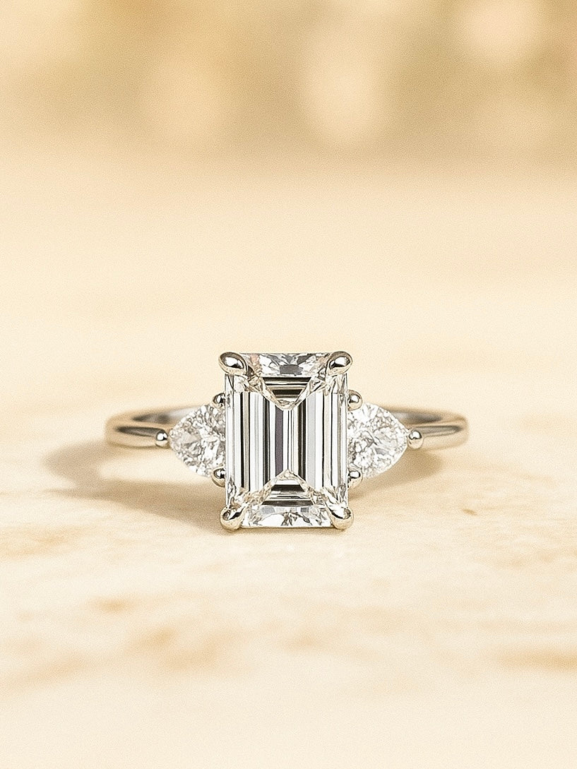 Alisha Lab Diamond Ring