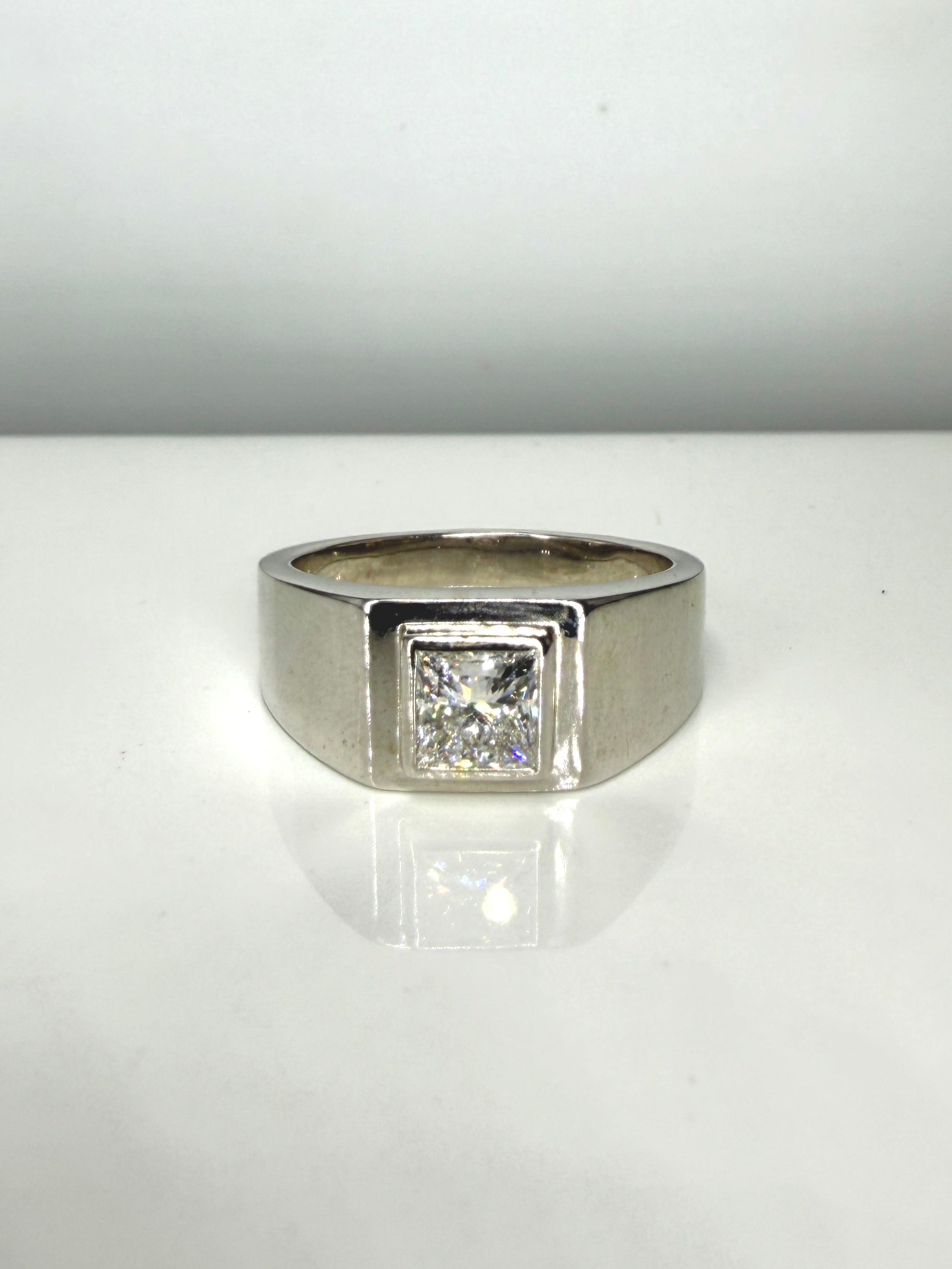 Golden Reverie Lab Diamond Ring