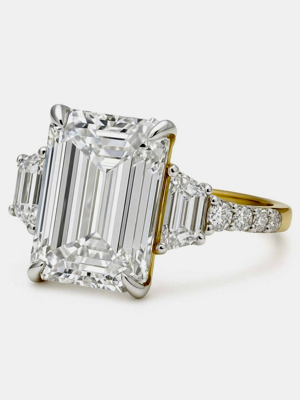 Syrrin Glow Lab Diamond Ring – Romance Refined