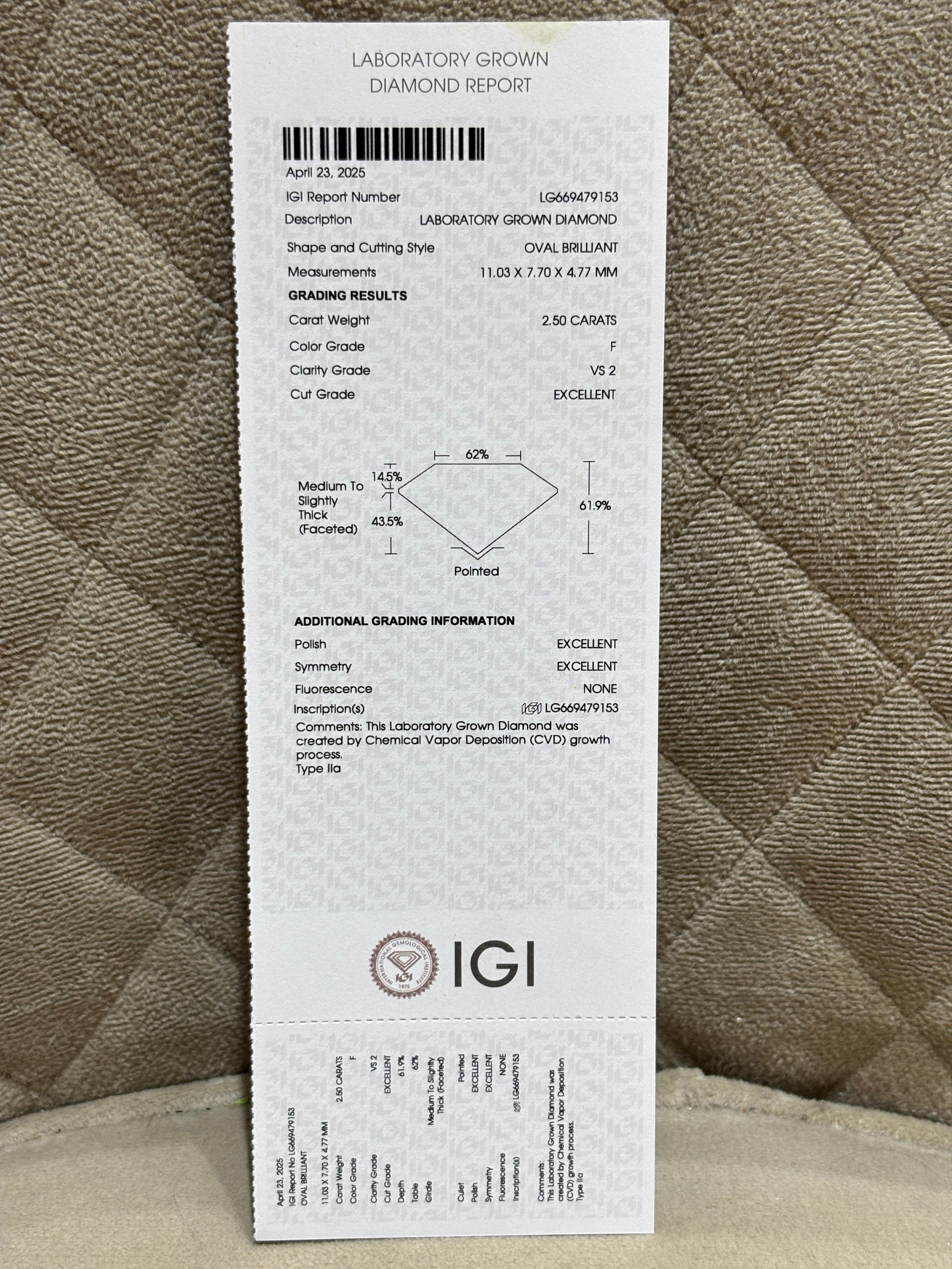 Lumière Divine Lab Diamond Ring