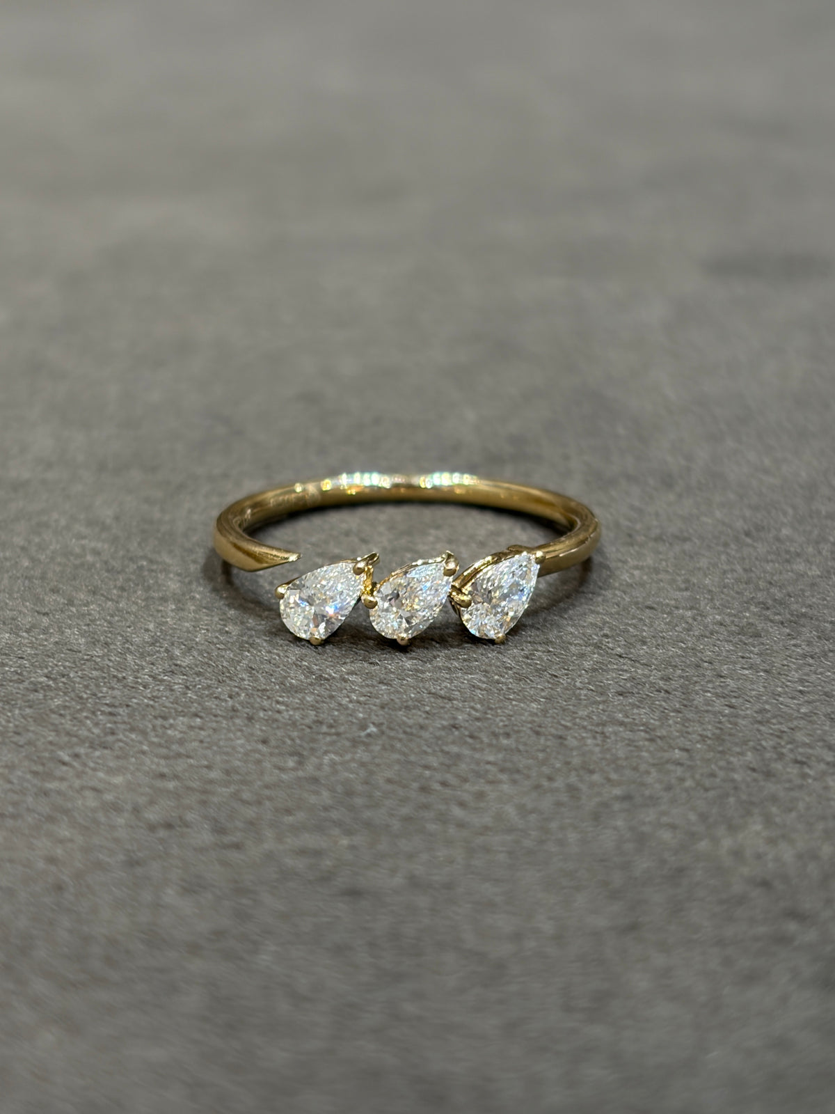 Deva Arc Lab Diamond Ring