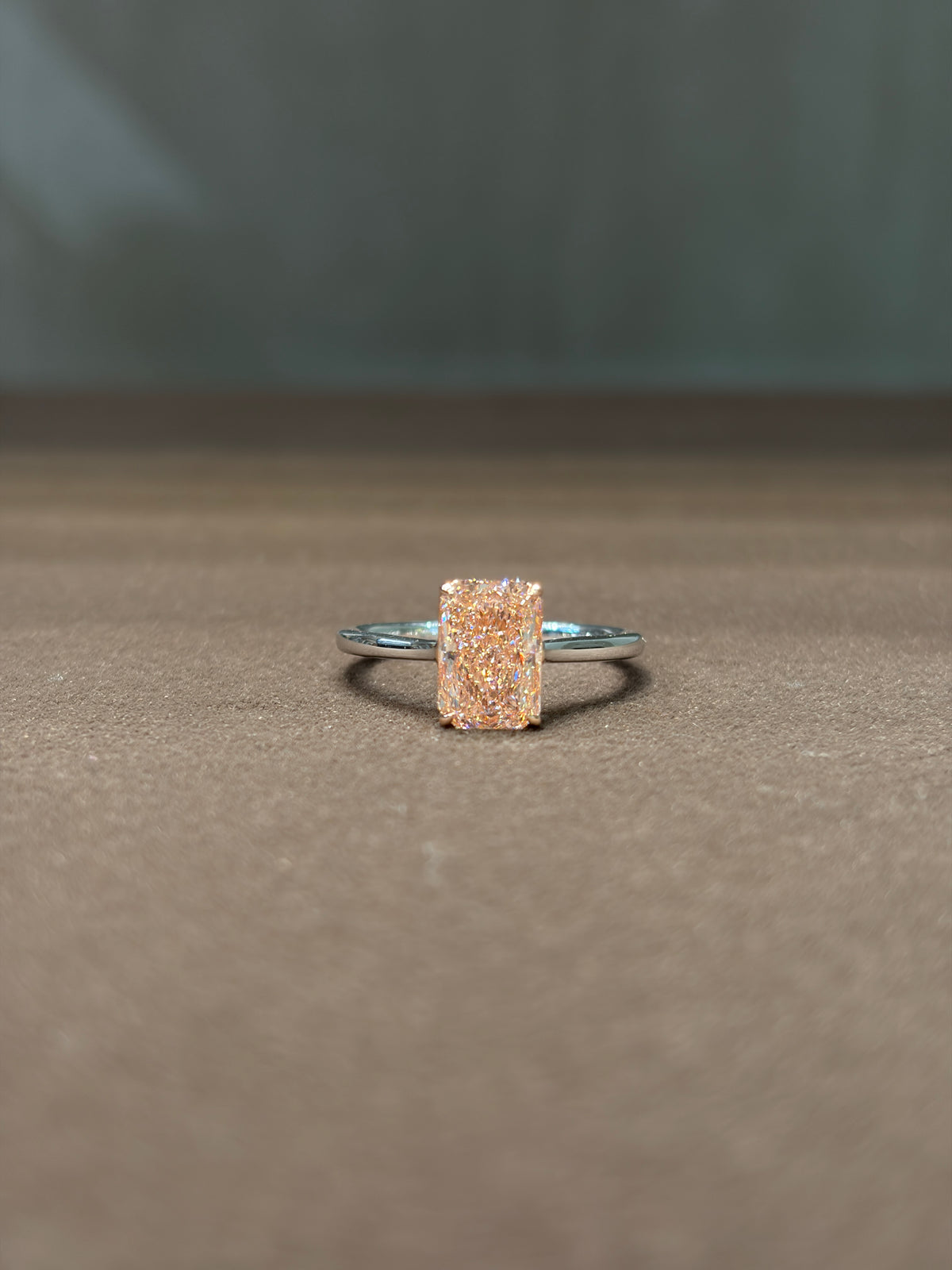 Thyvel Crune Lab Grown Diamond Ring