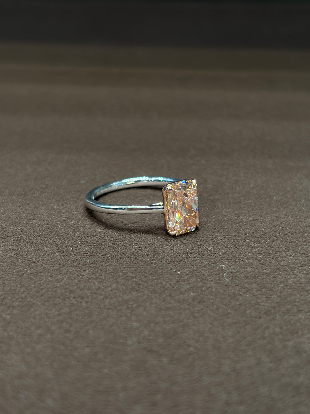 Thyvel Crune Lab Grown Diamond Ring