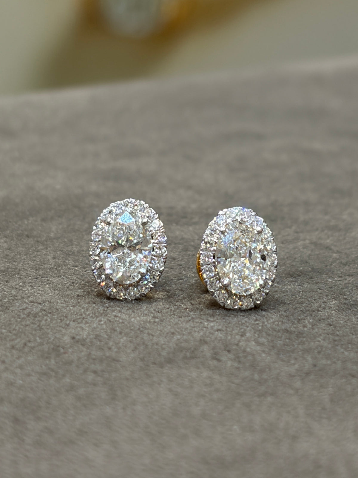Elara Arc Lab Diamond Earring