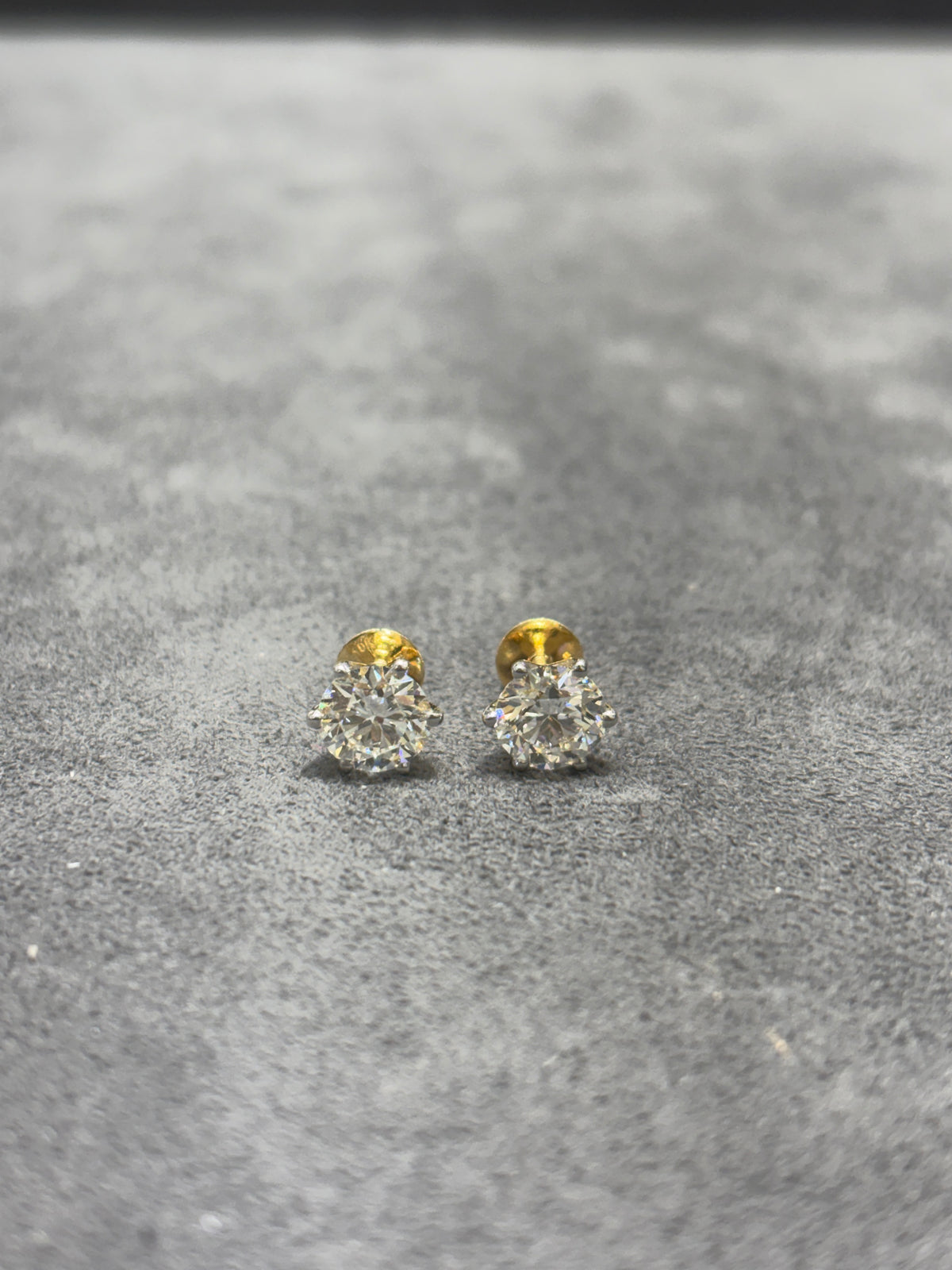 Odessa Poppy Lab Diamond Earrings
