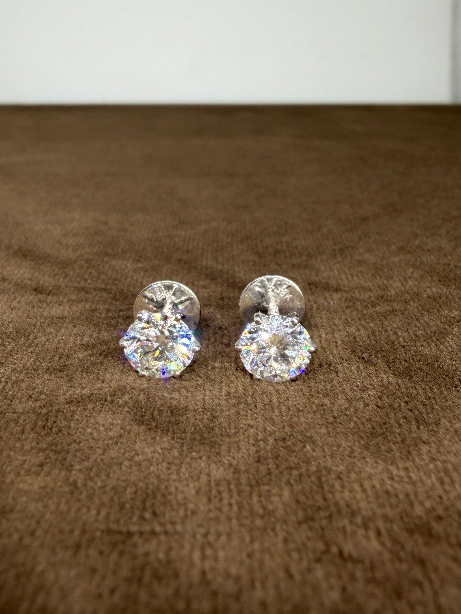 Velvet Horizon Lab Diamond Earring