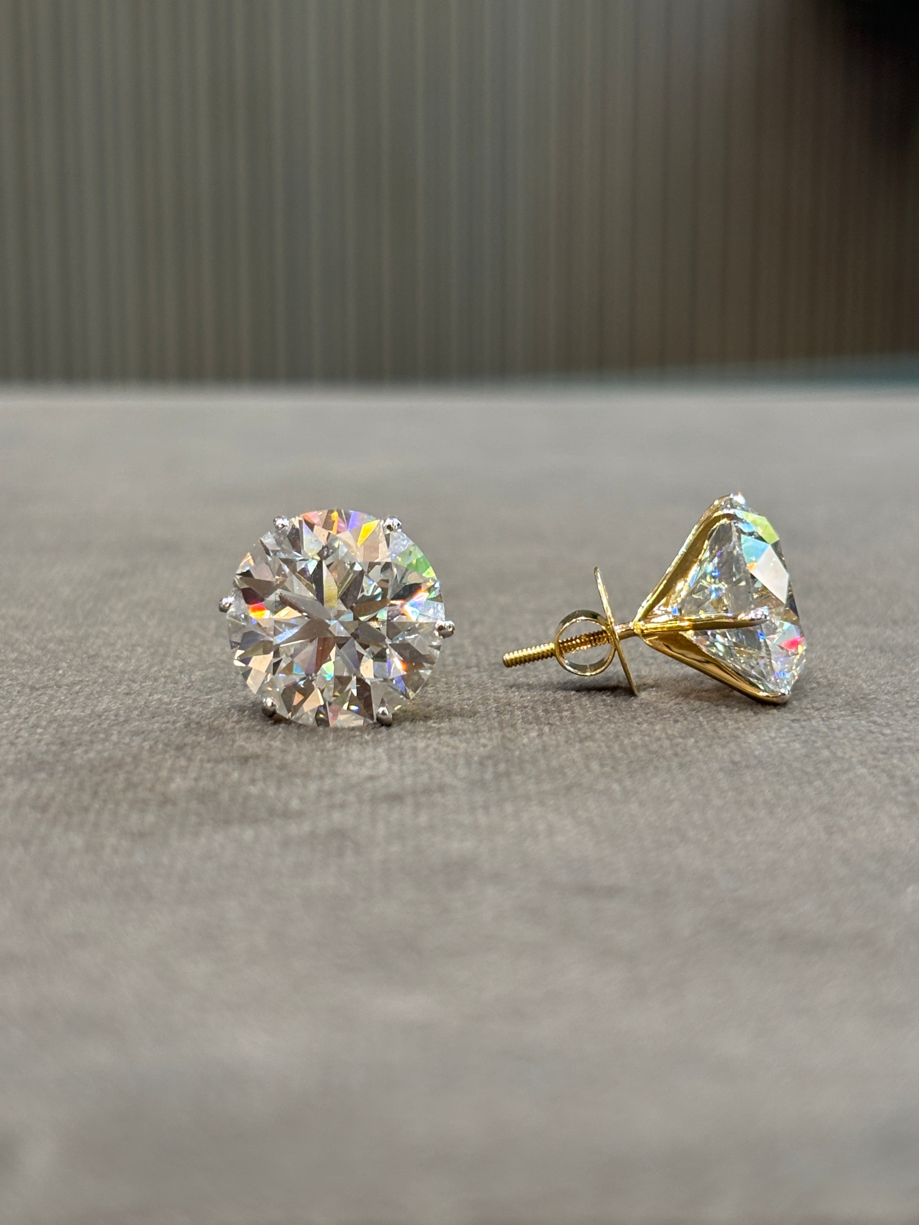 Side view of Zephyr Lace Round Lab Diamond Stud Earrings in 18K Yellow Gold - Fiona Diamonds