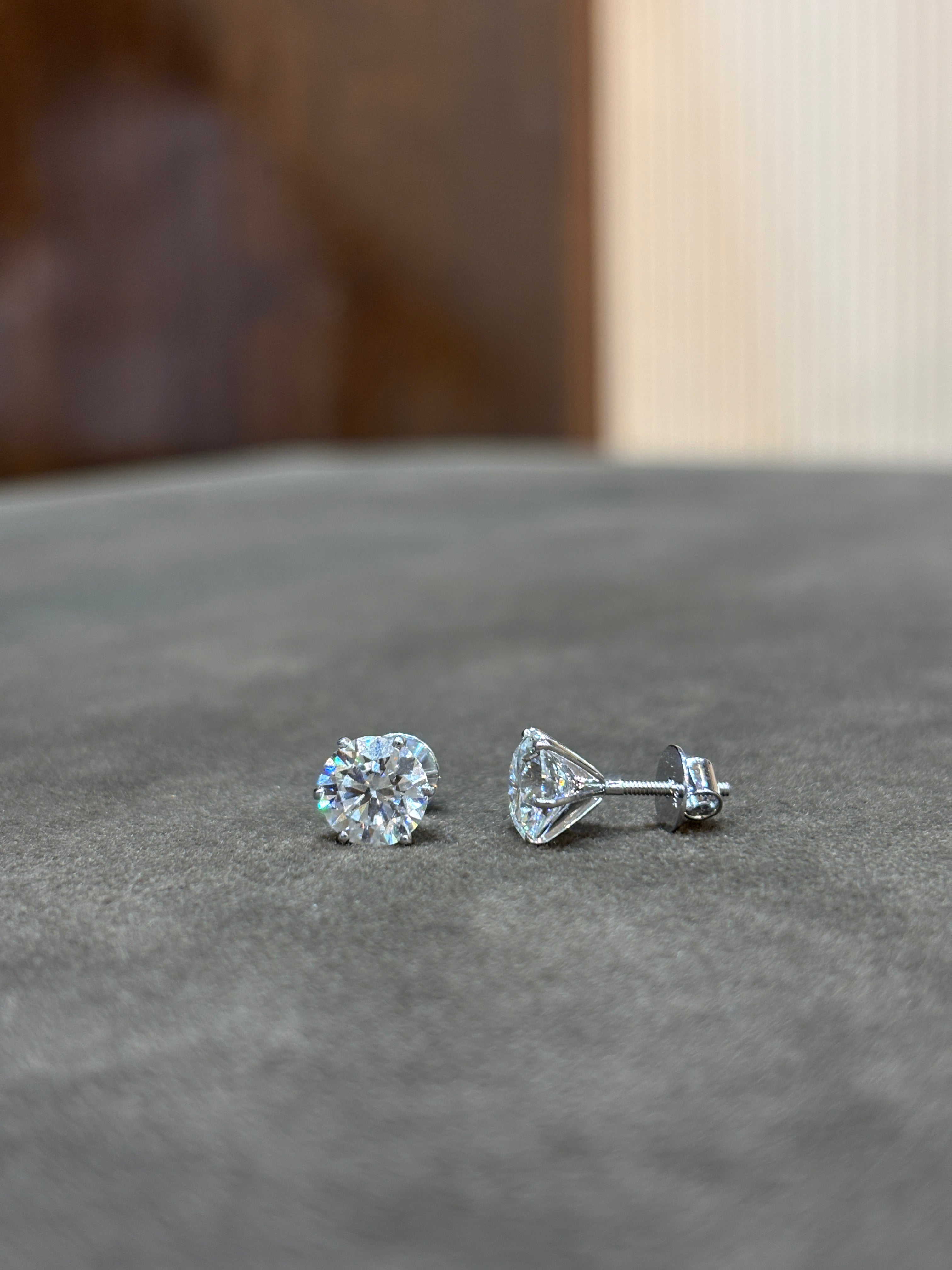 Nalvex Thyra Lab Diamond Earring