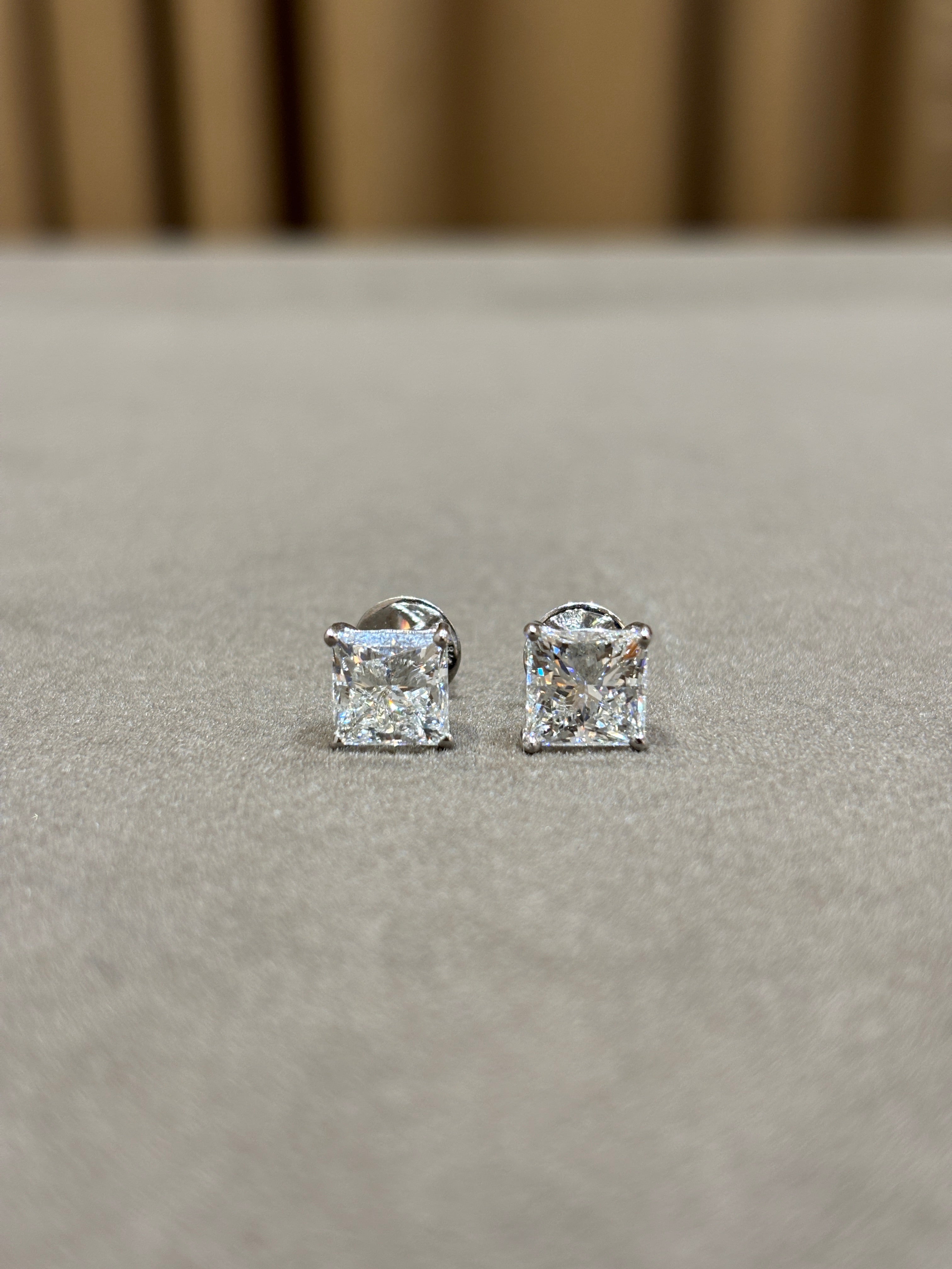 Byxeth Vornn 2ct Lab Diamond Earring
