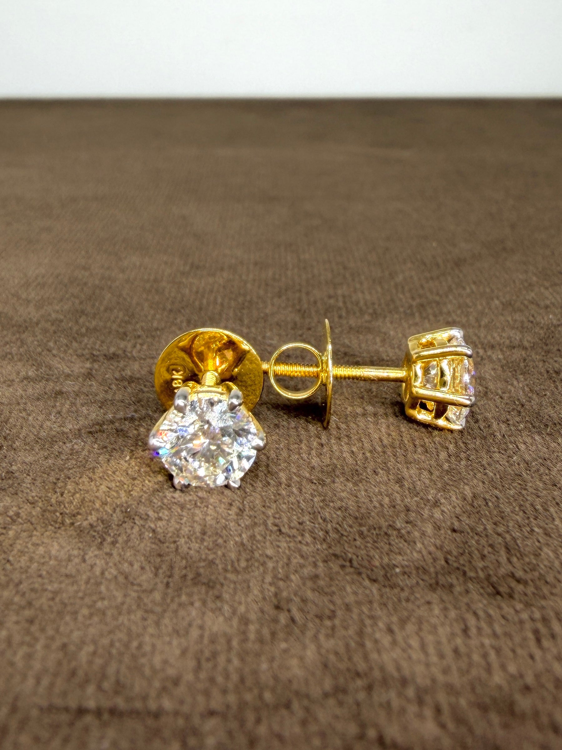 Tender Aura Lab Diamond Earring