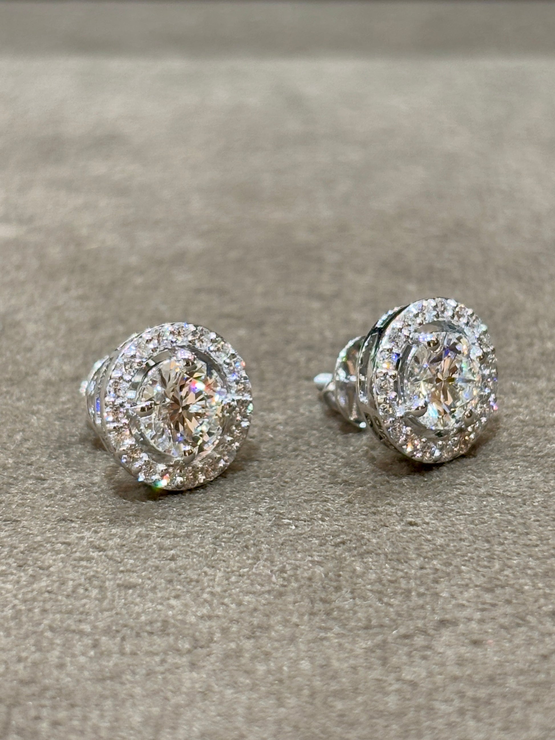 Avenelle Loop Lab Diamond Earring