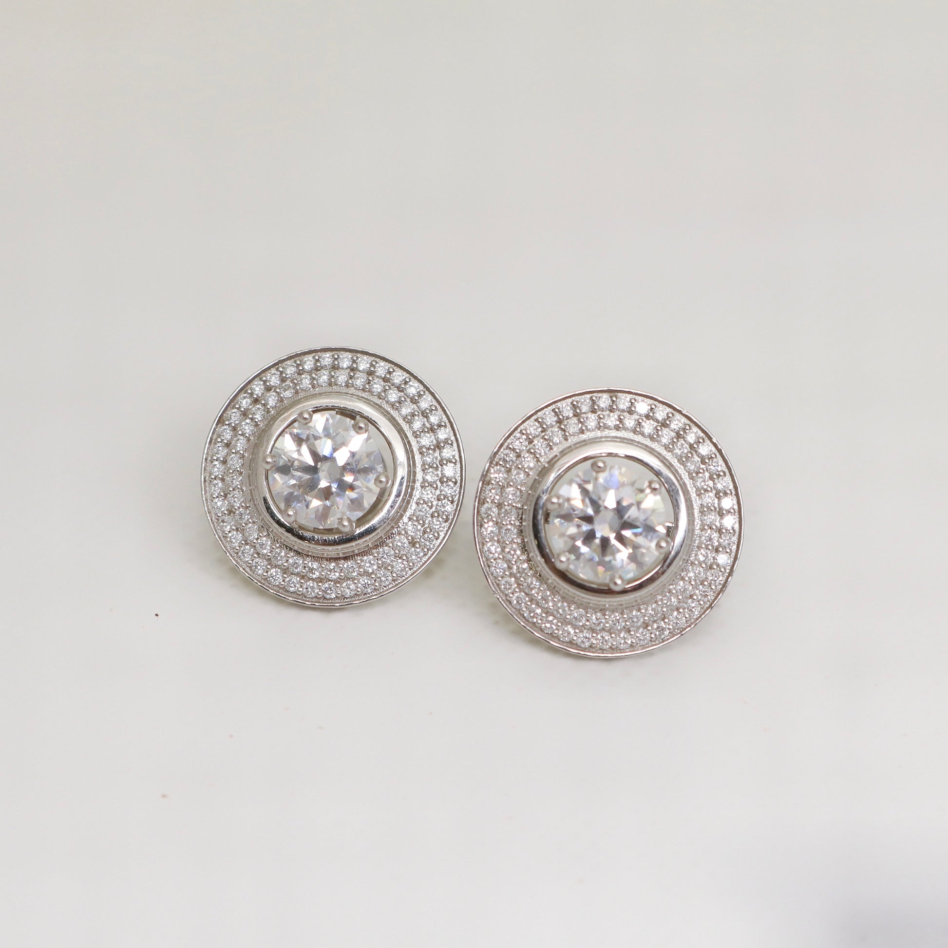 Amavelle Solis Lab Diamond Ring