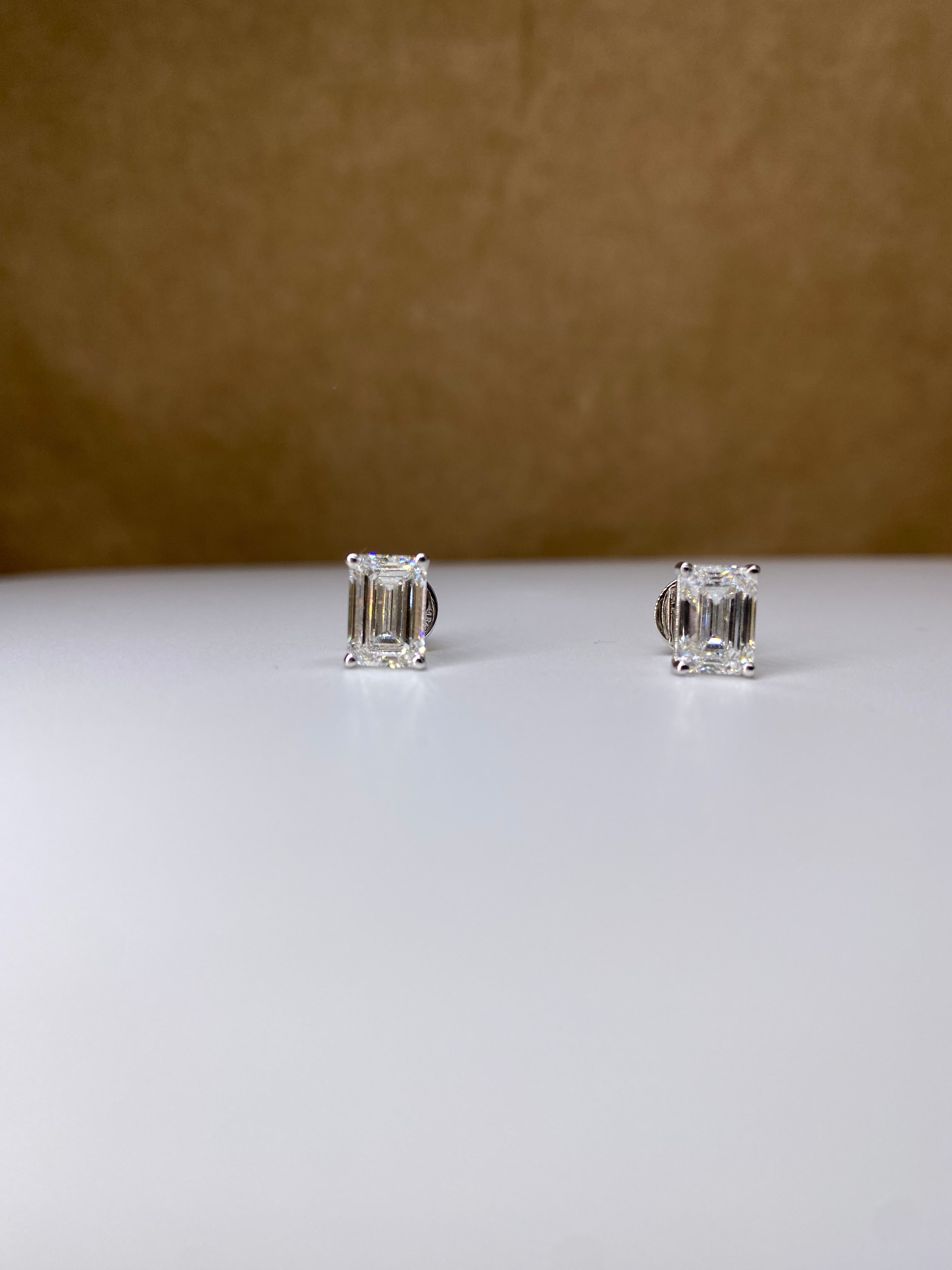 Celene Petal Lab Diamond Earring