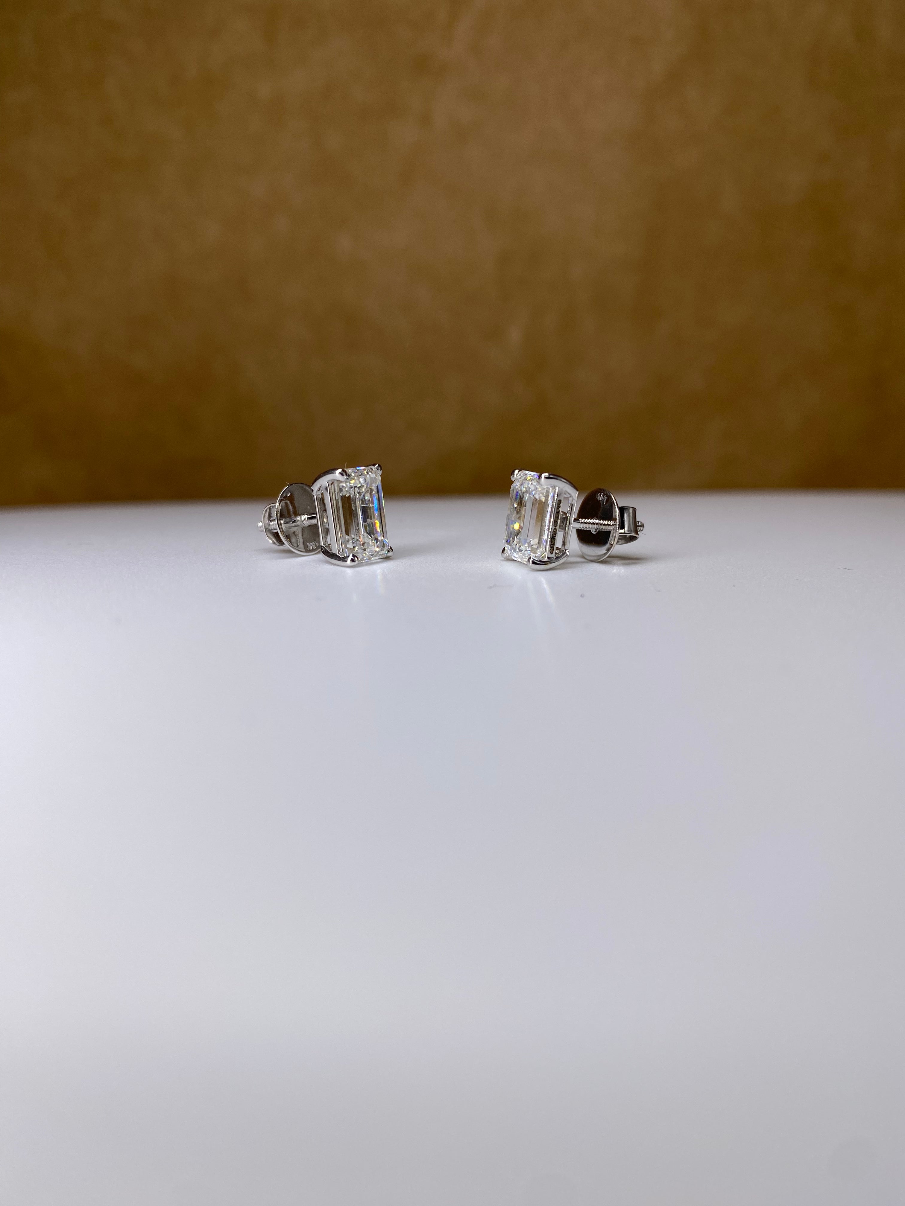 Celene Petal Lab Diamond Earring