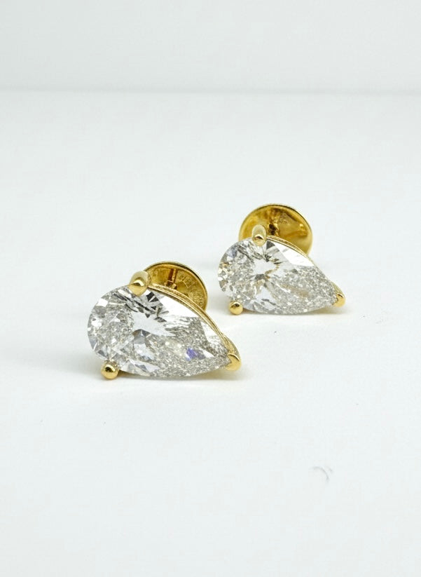 Amber Bloom Lab Diamond Pendant