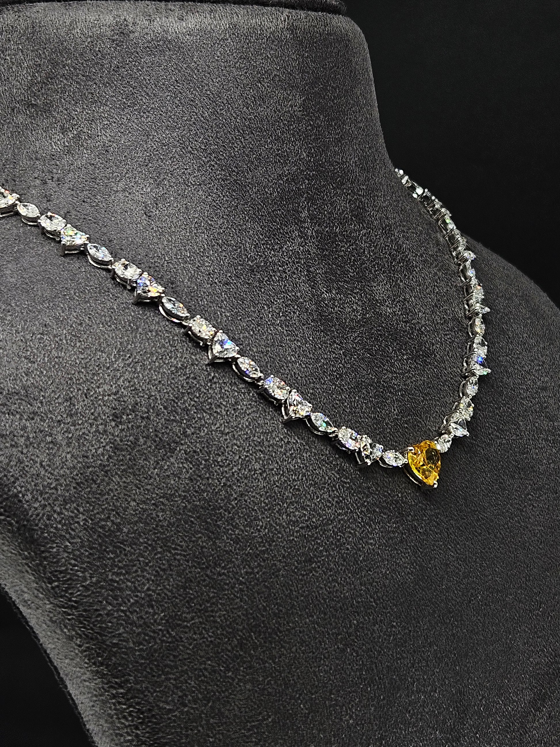 Lingfei Lab Diamond Necklace – Glowing Essence