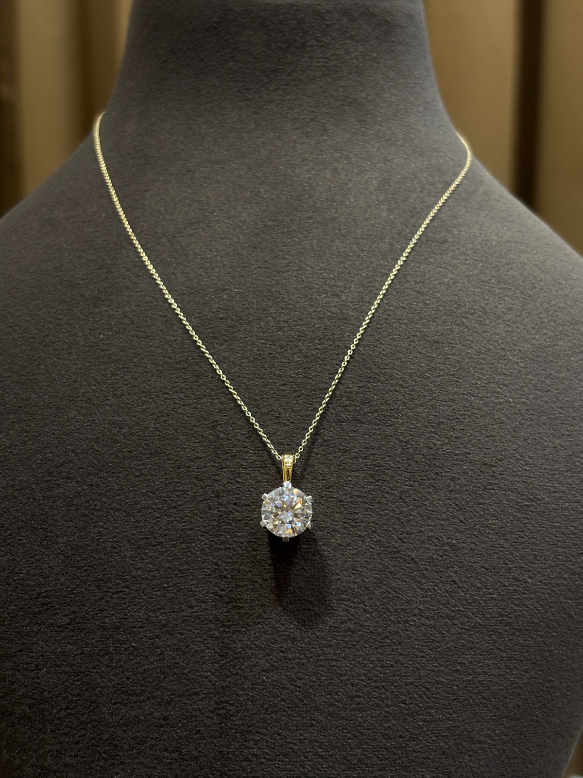 Aureth Vyne Lab Grown Diamond Pendant