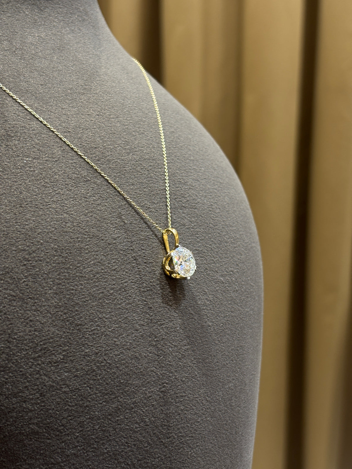 Aureth Vyne Lab Grown Diamond Pendant
