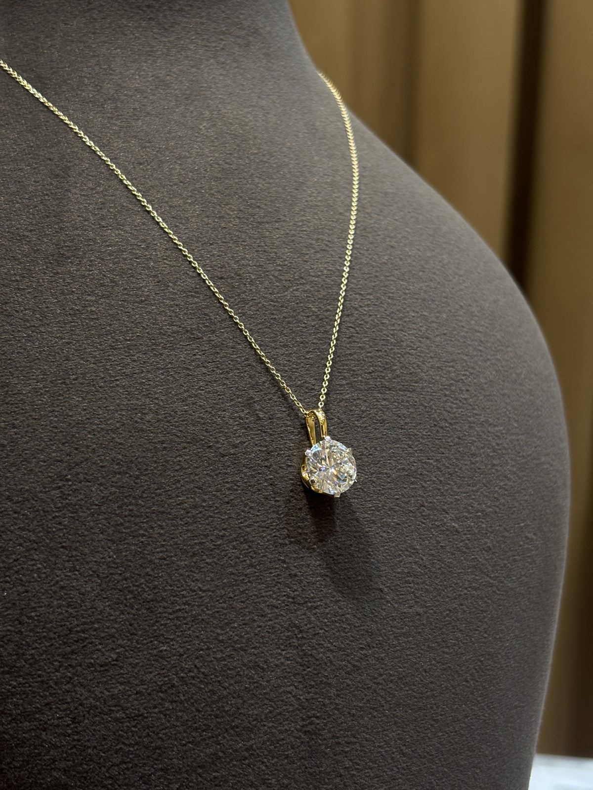 Calinth Reve Lab Grown Diamond Pendant