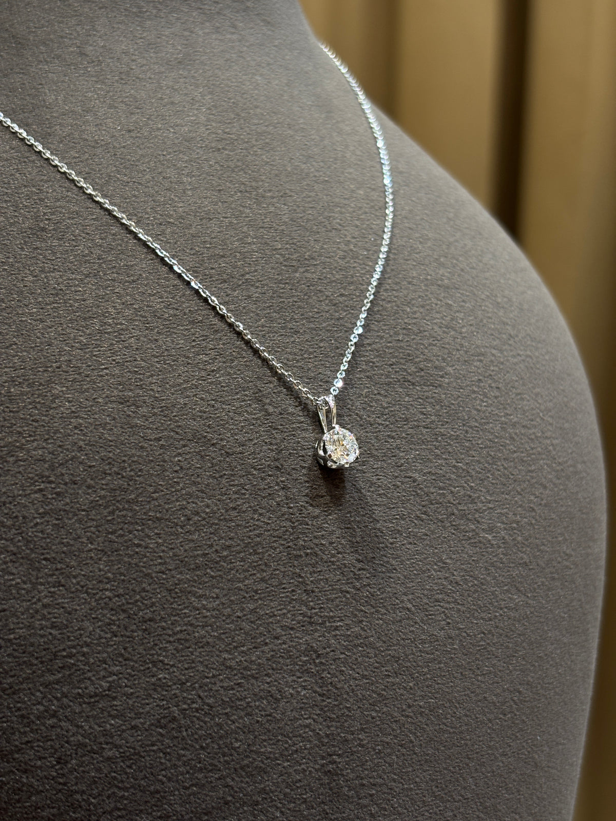 Mirvex Thal Lab Grown Diamond Pendant