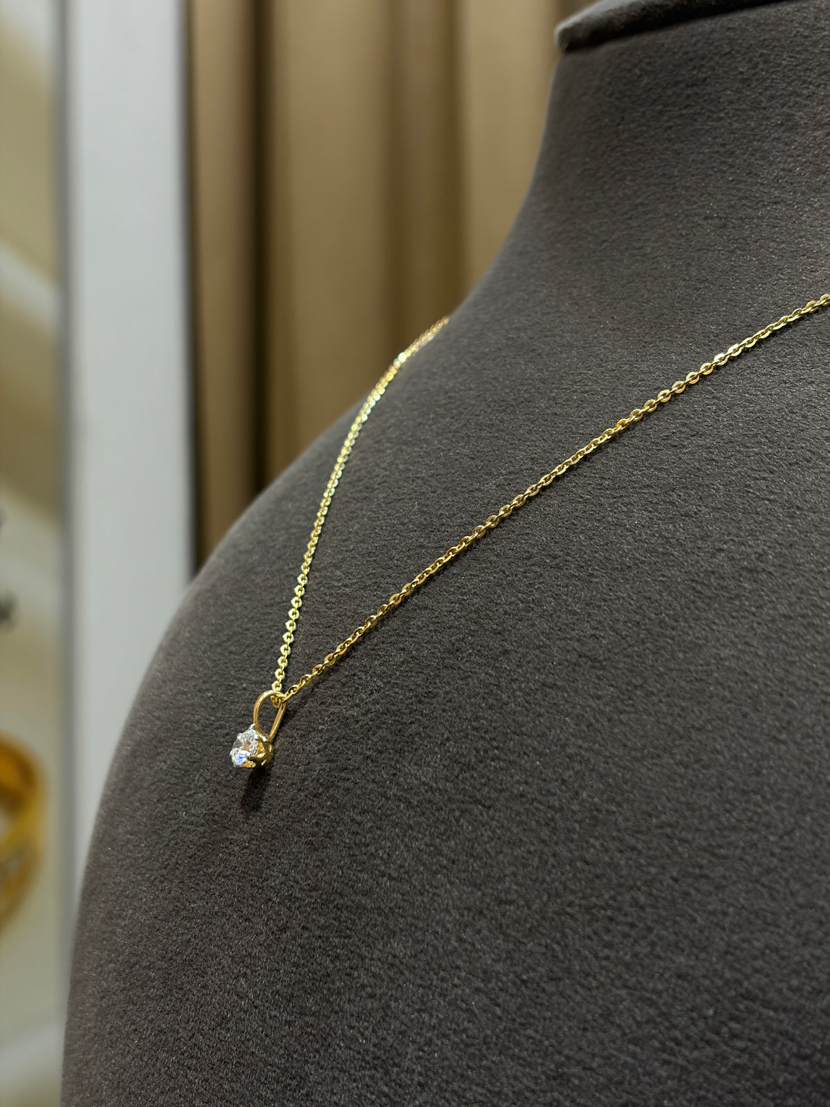 Mira Arc Lab Diamond Pendant
