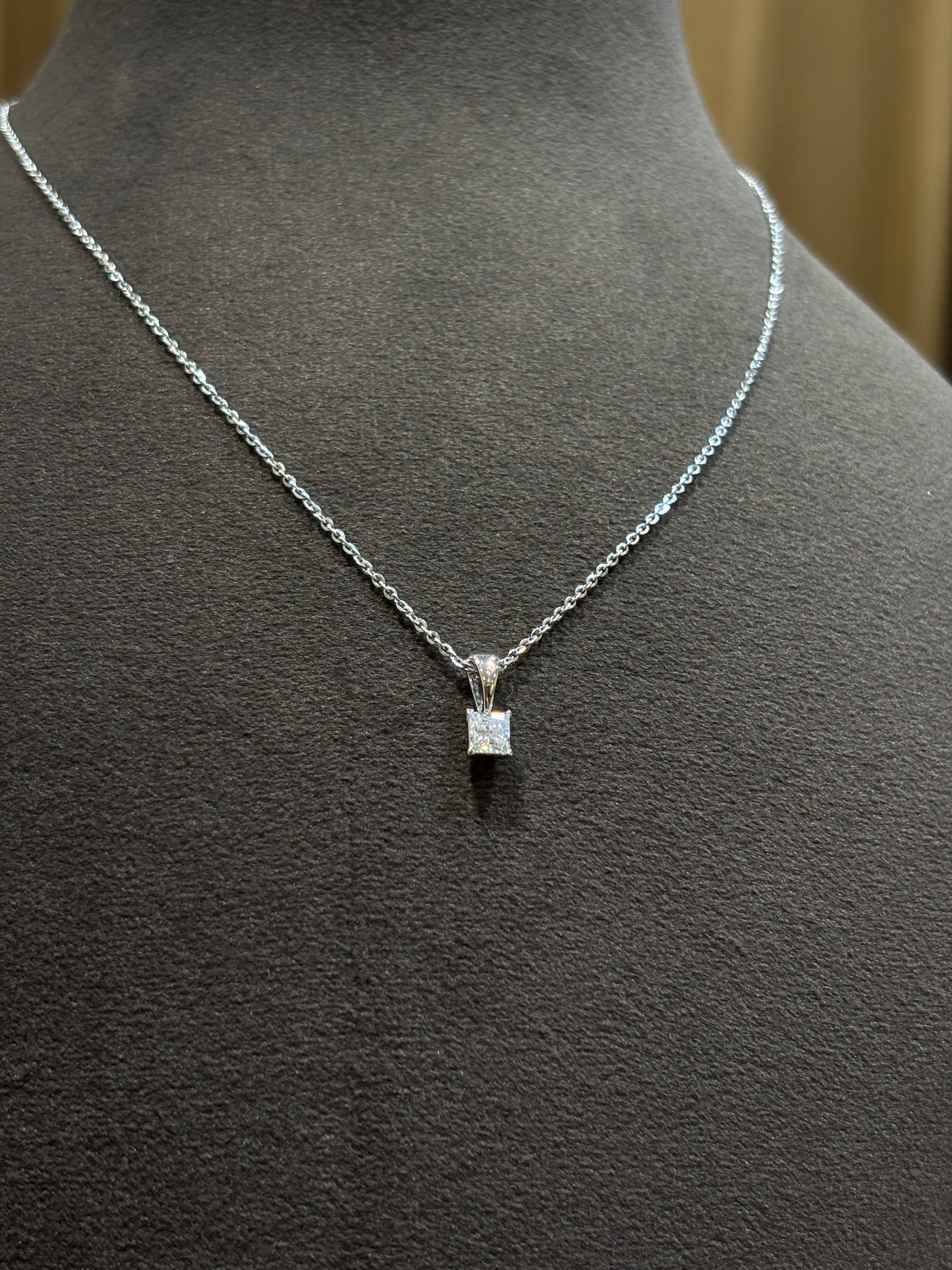Ziveth Noral Lab Grown Diamond Pendant