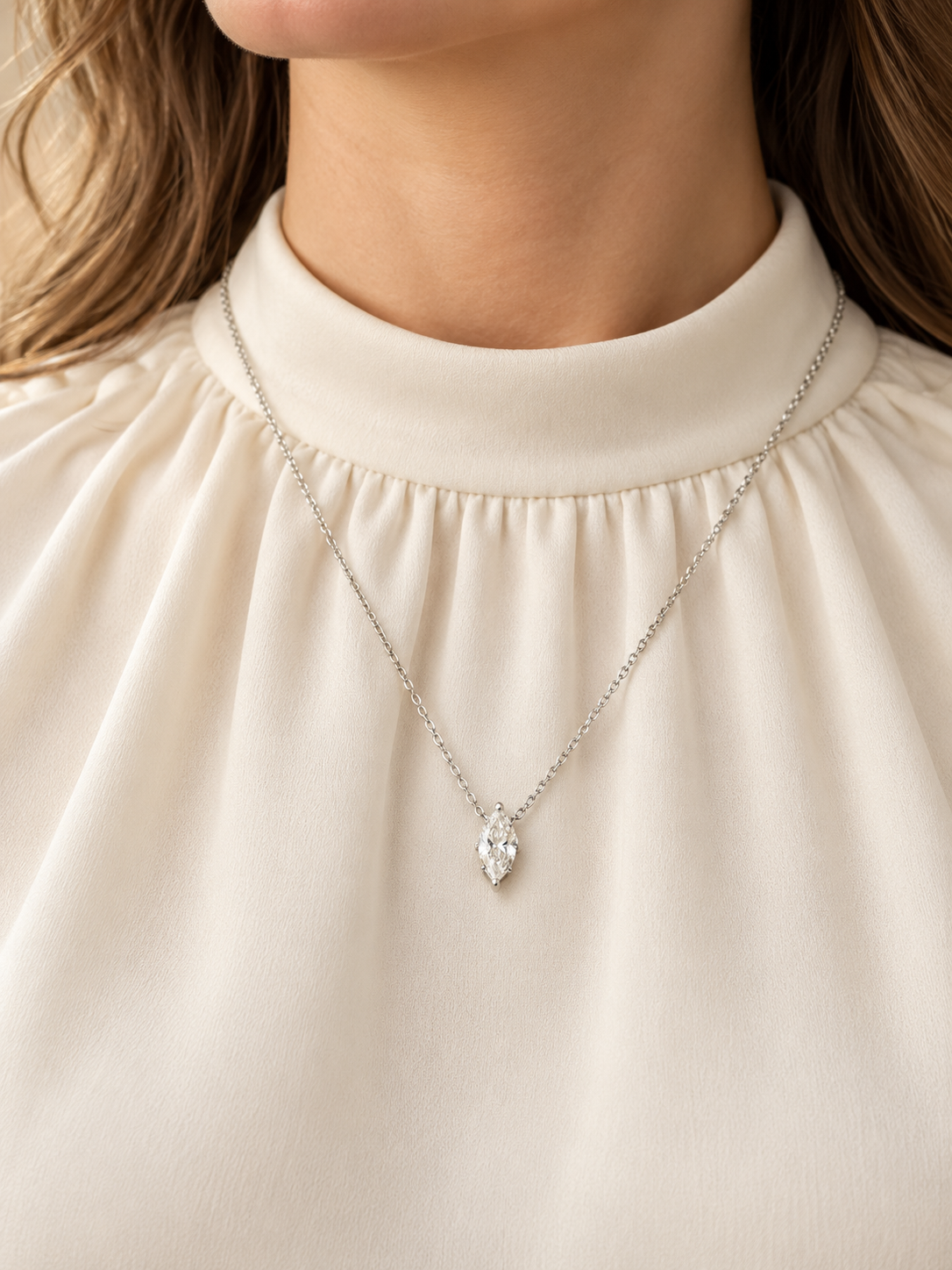 Amara Arc Lab Diamond Pendant