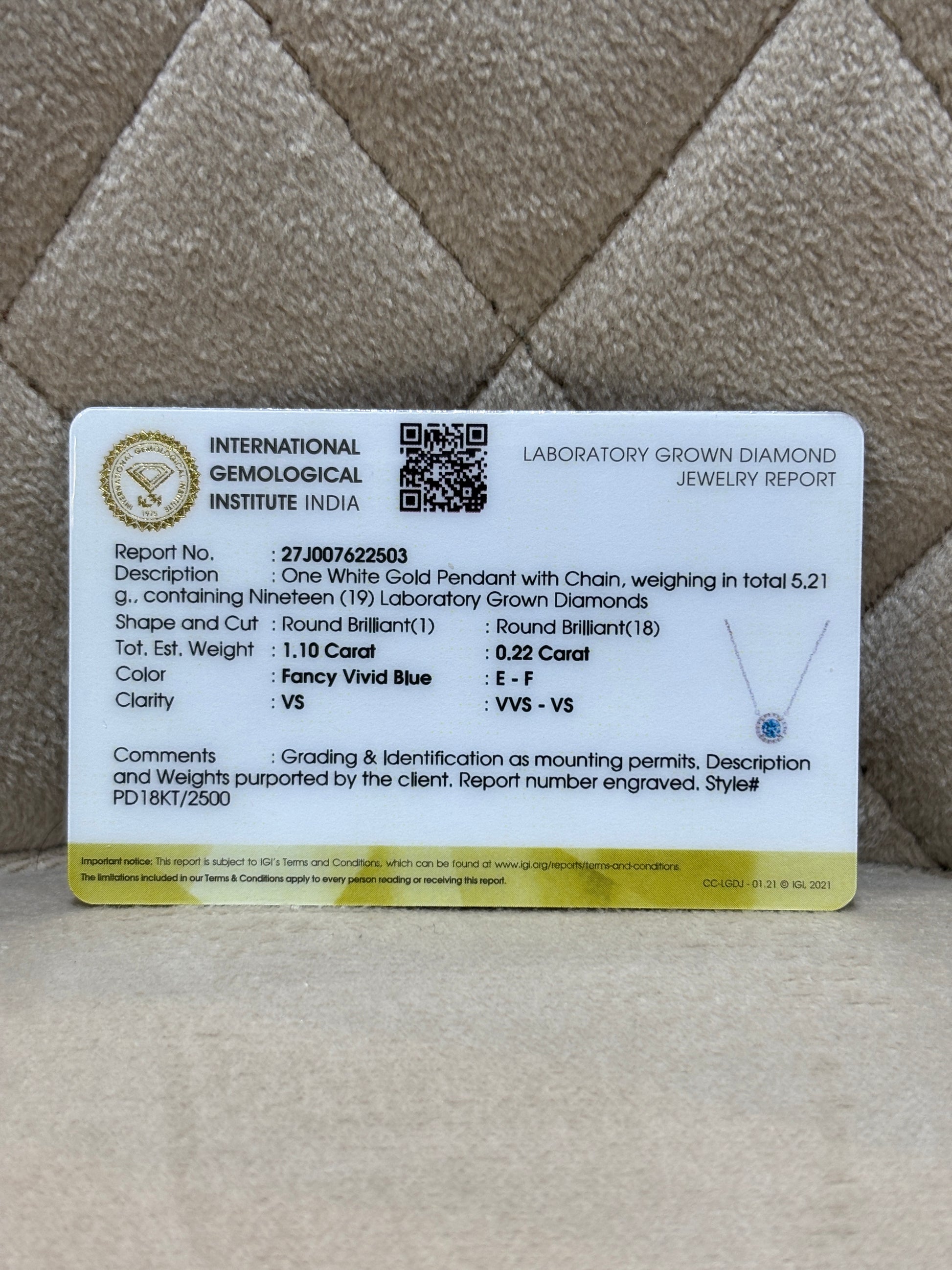 Caixia Lab Diamond Pendant - Delicate Radiance