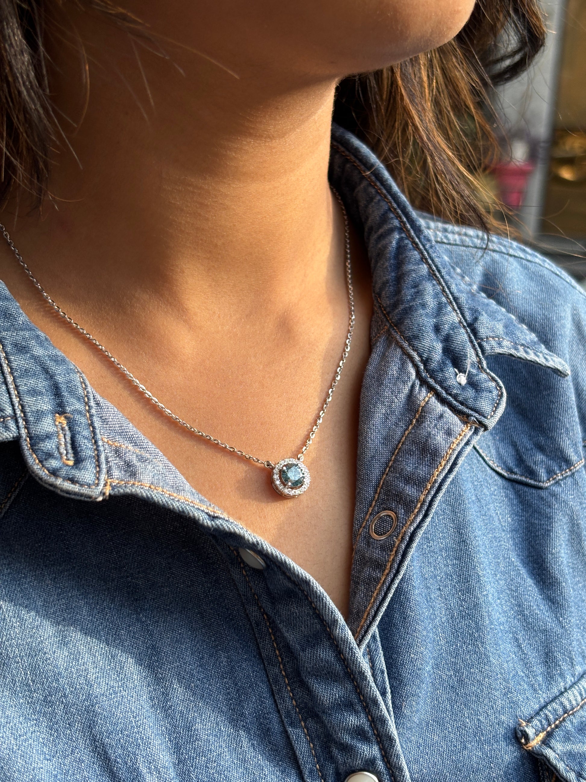 Caixia Lab Diamond Pendant - Delicate Radiance