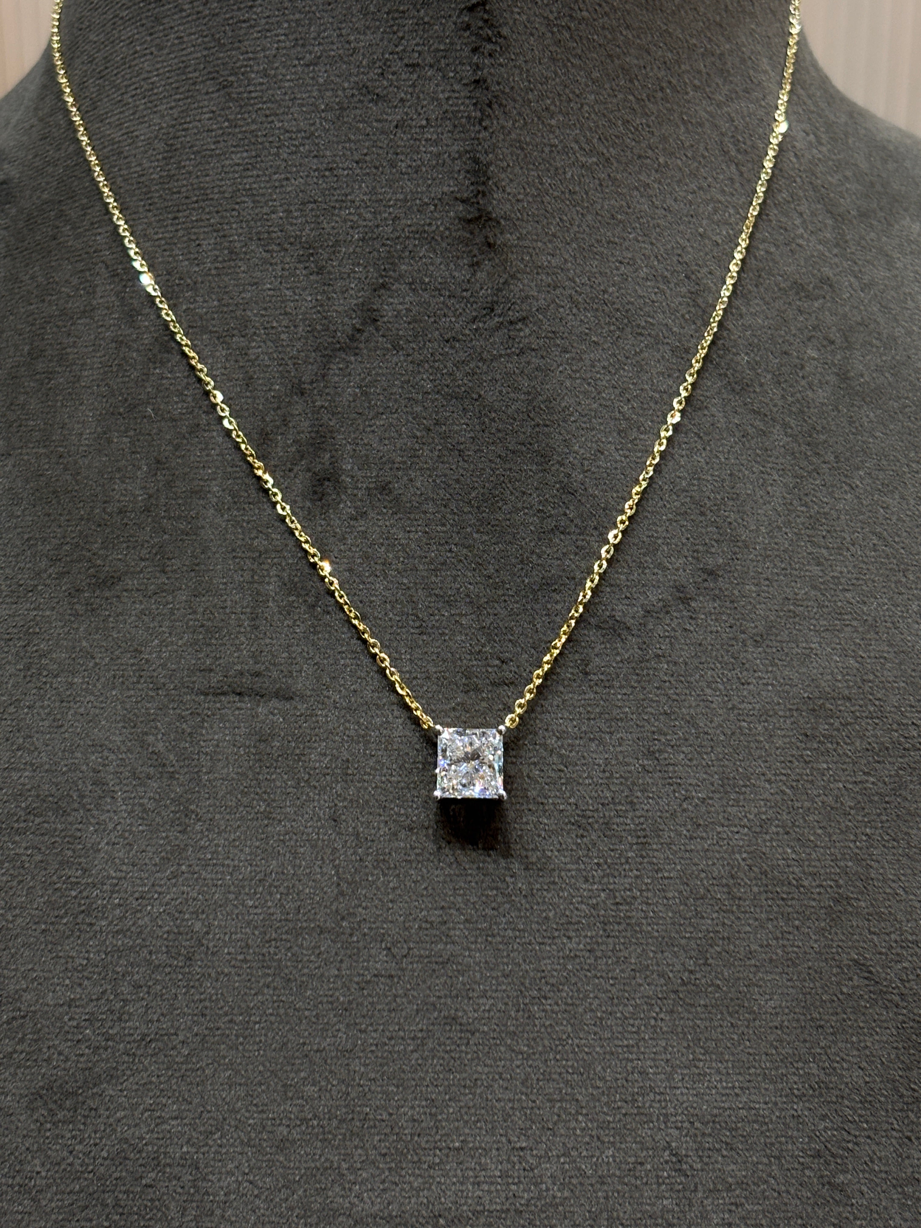 Haritha Lab Diamond Pendant