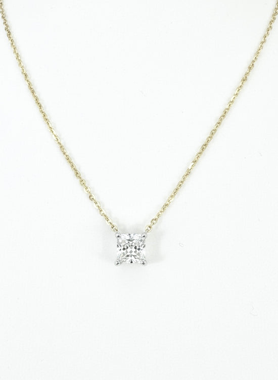 True Bloom Lab Diamond Pendant