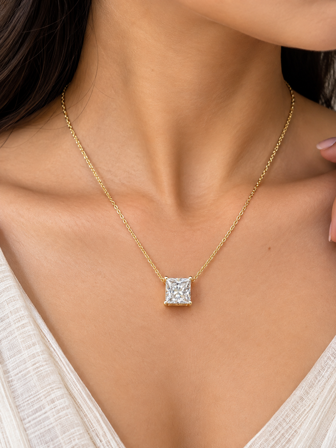 Elvrane Calvorn Lab Grown Diamond Pendant