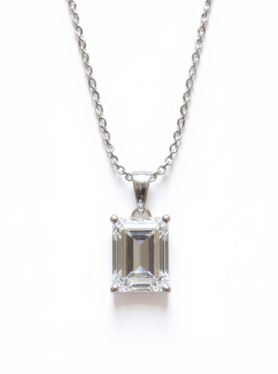 Kyla Breeze Lab Diamond Pendant