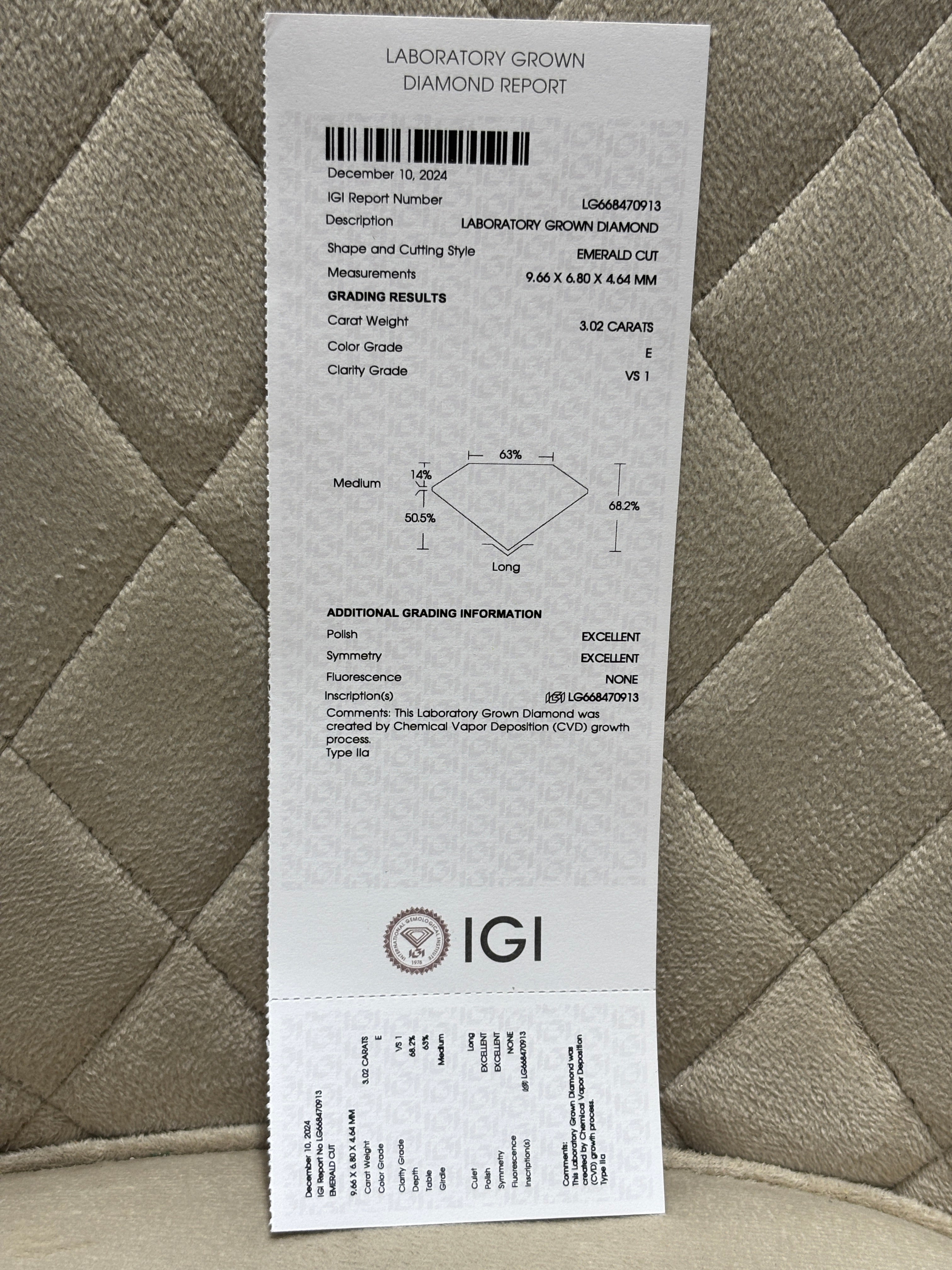 Heeya Lab Diamond Pendant