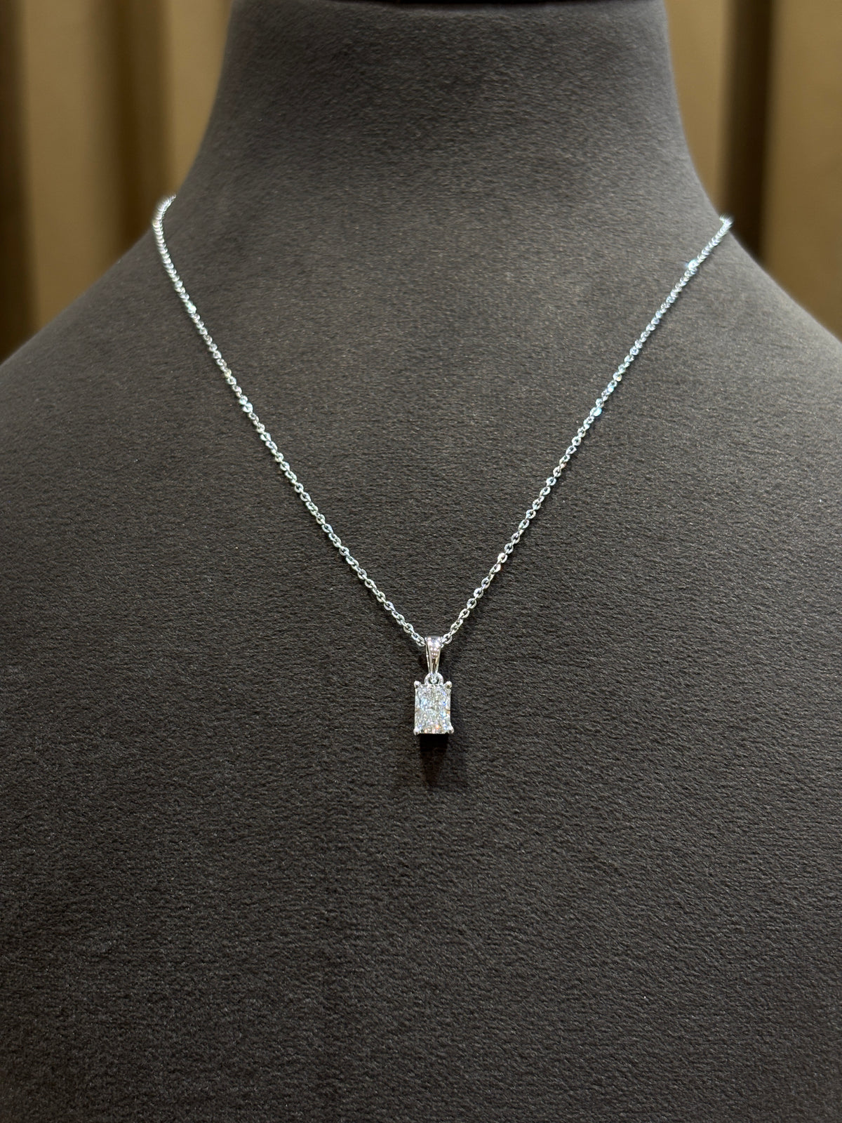 Vethrin Solace Lab Grown Diamond Pendant