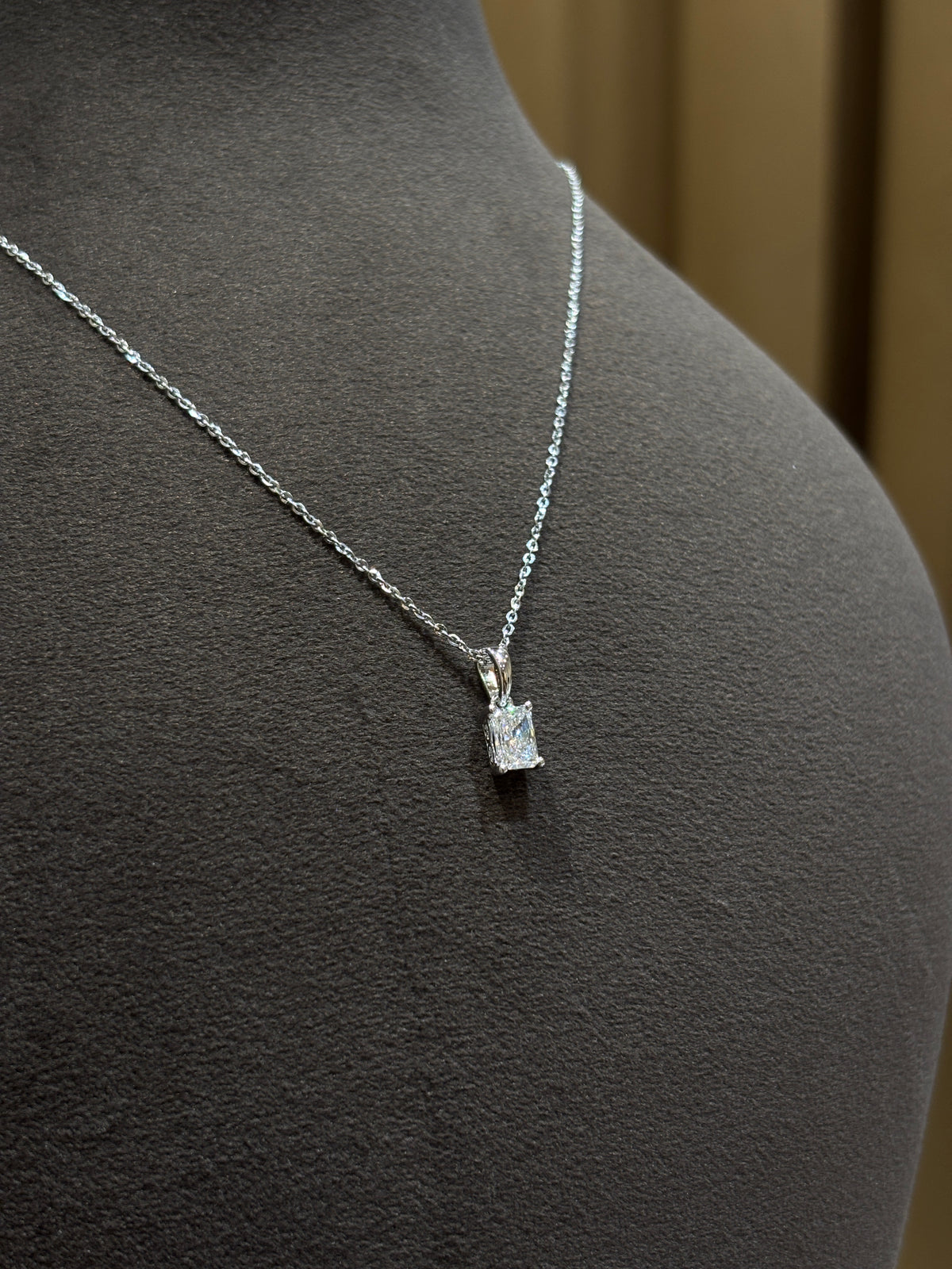 Vethrin Solace Lab Grown Diamond Pendant