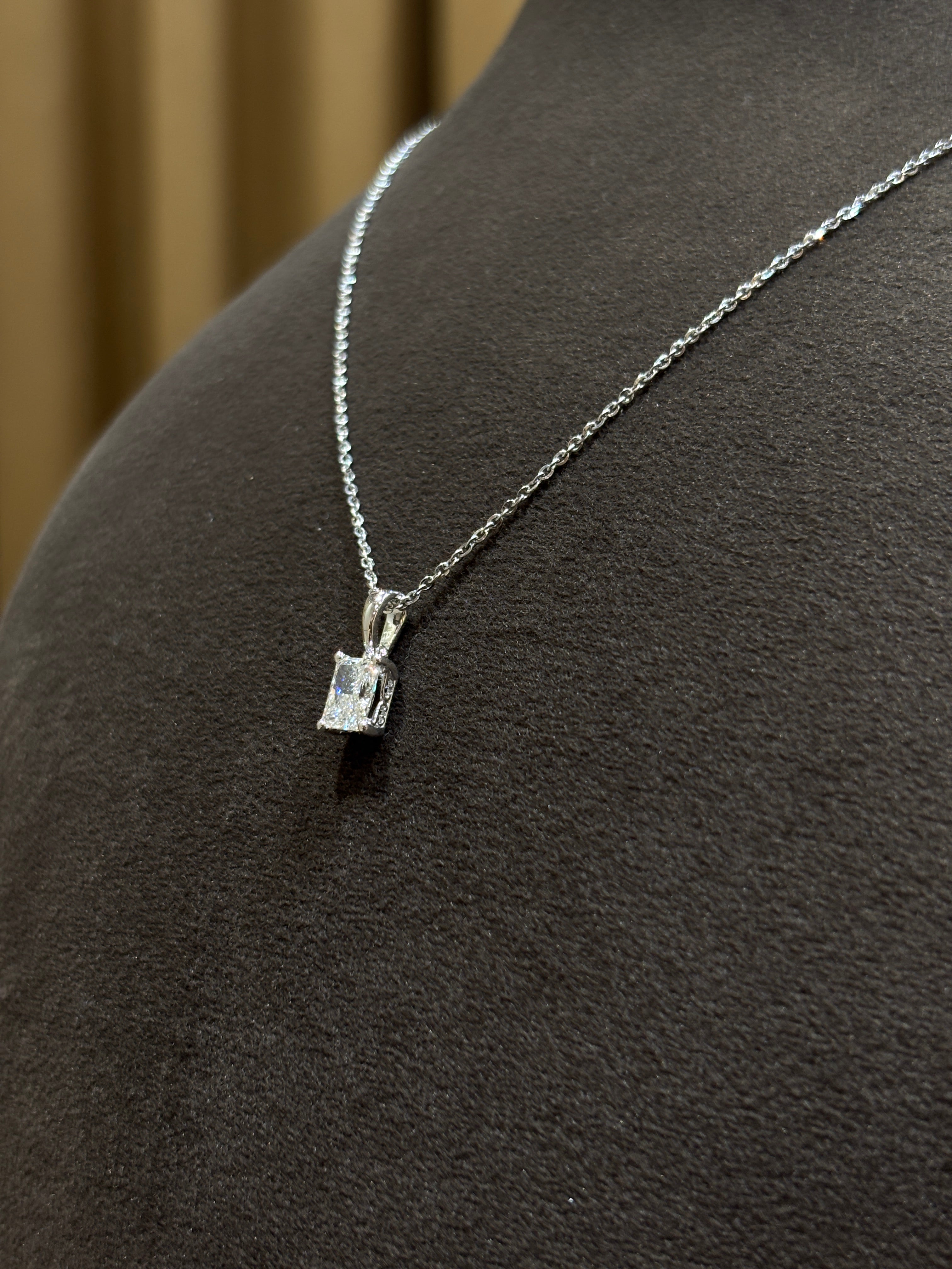 Vethrin Solace Lab Grown Diamond Pendant