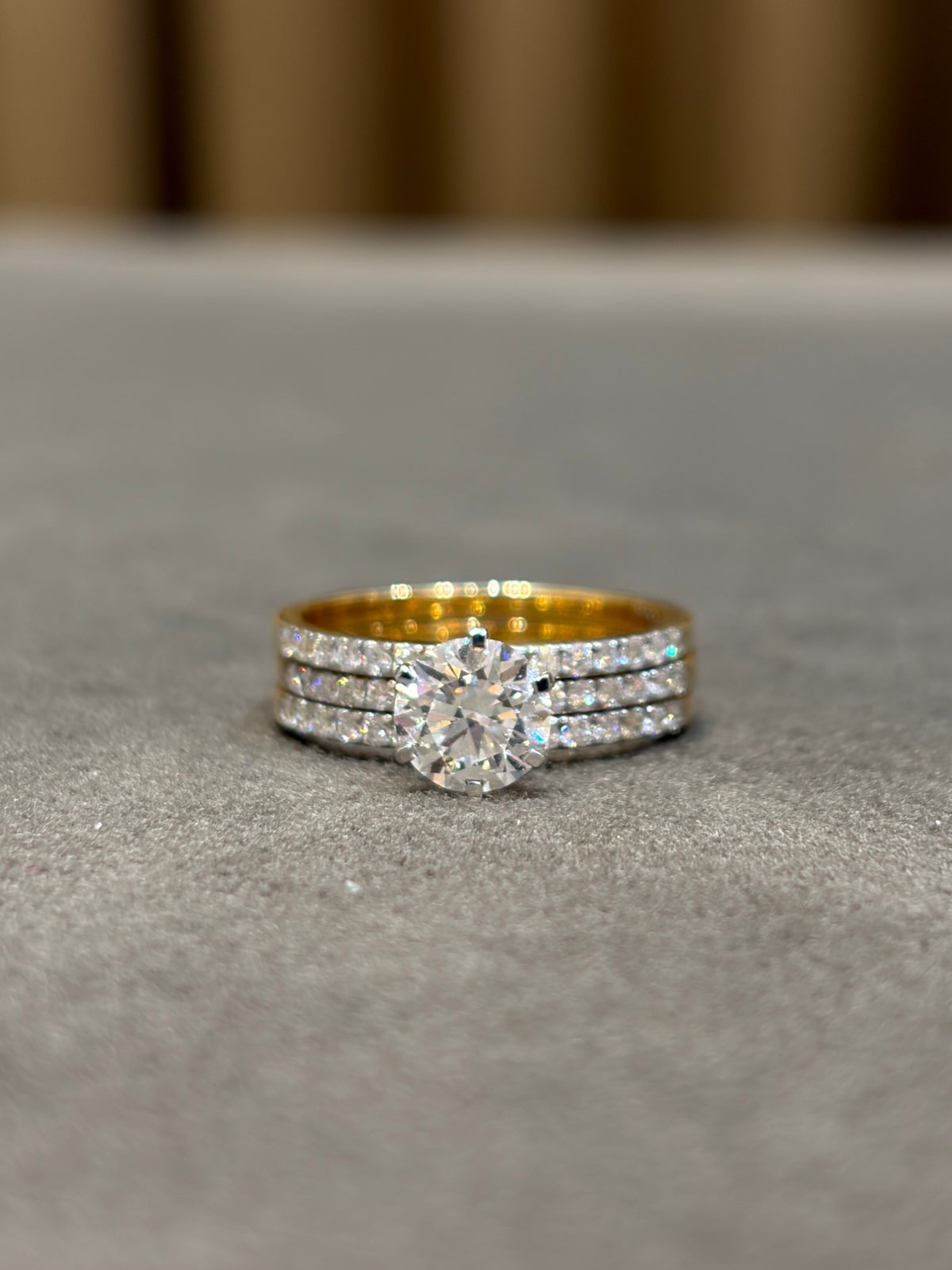 Uma Arc Lab Diamond Ring