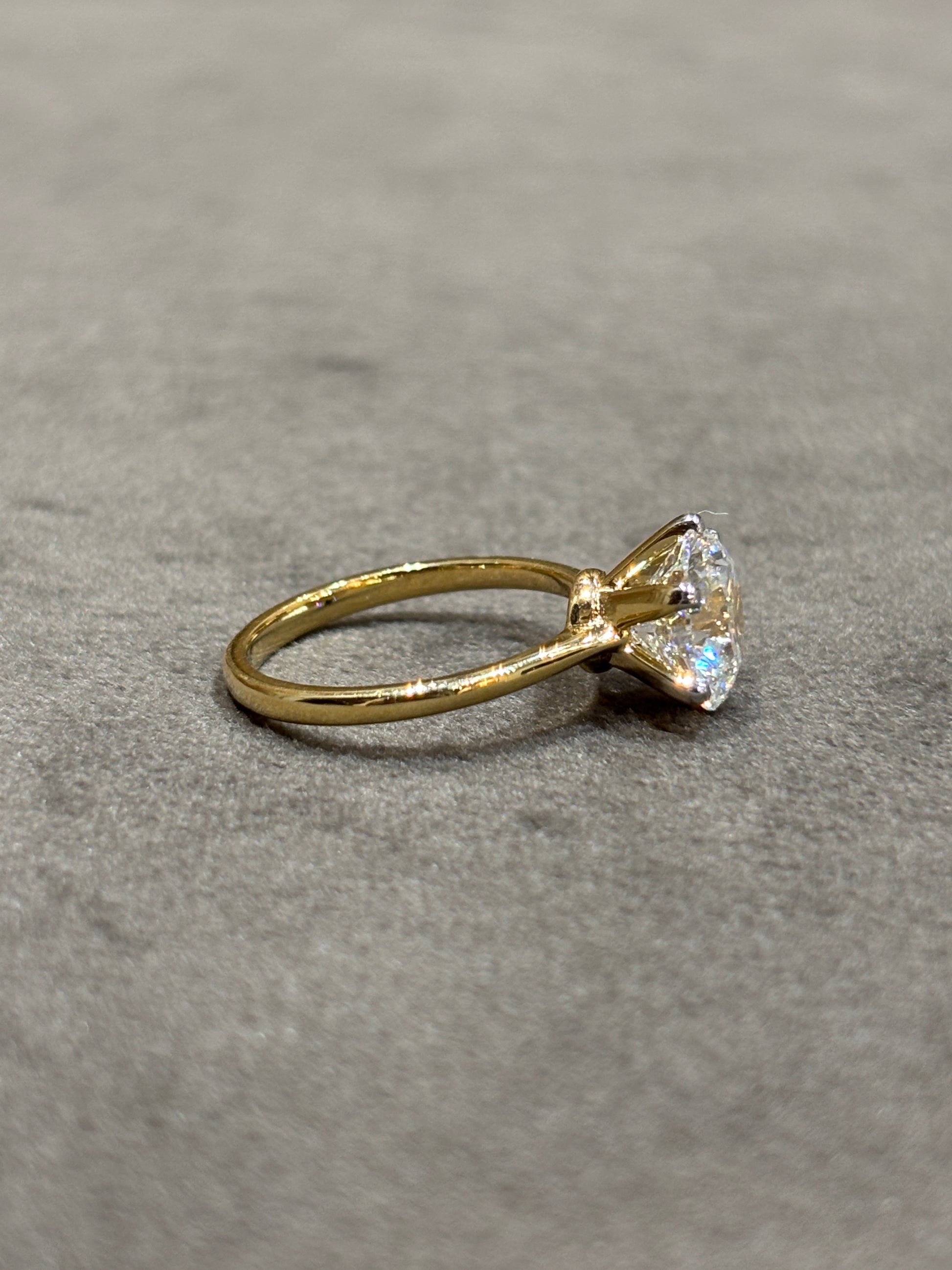 Flare Pavé Lab Diamond Ring