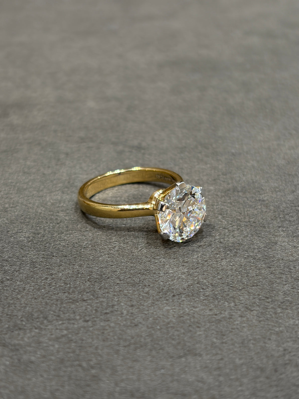 Zara Bloom Lab Diamond Ring