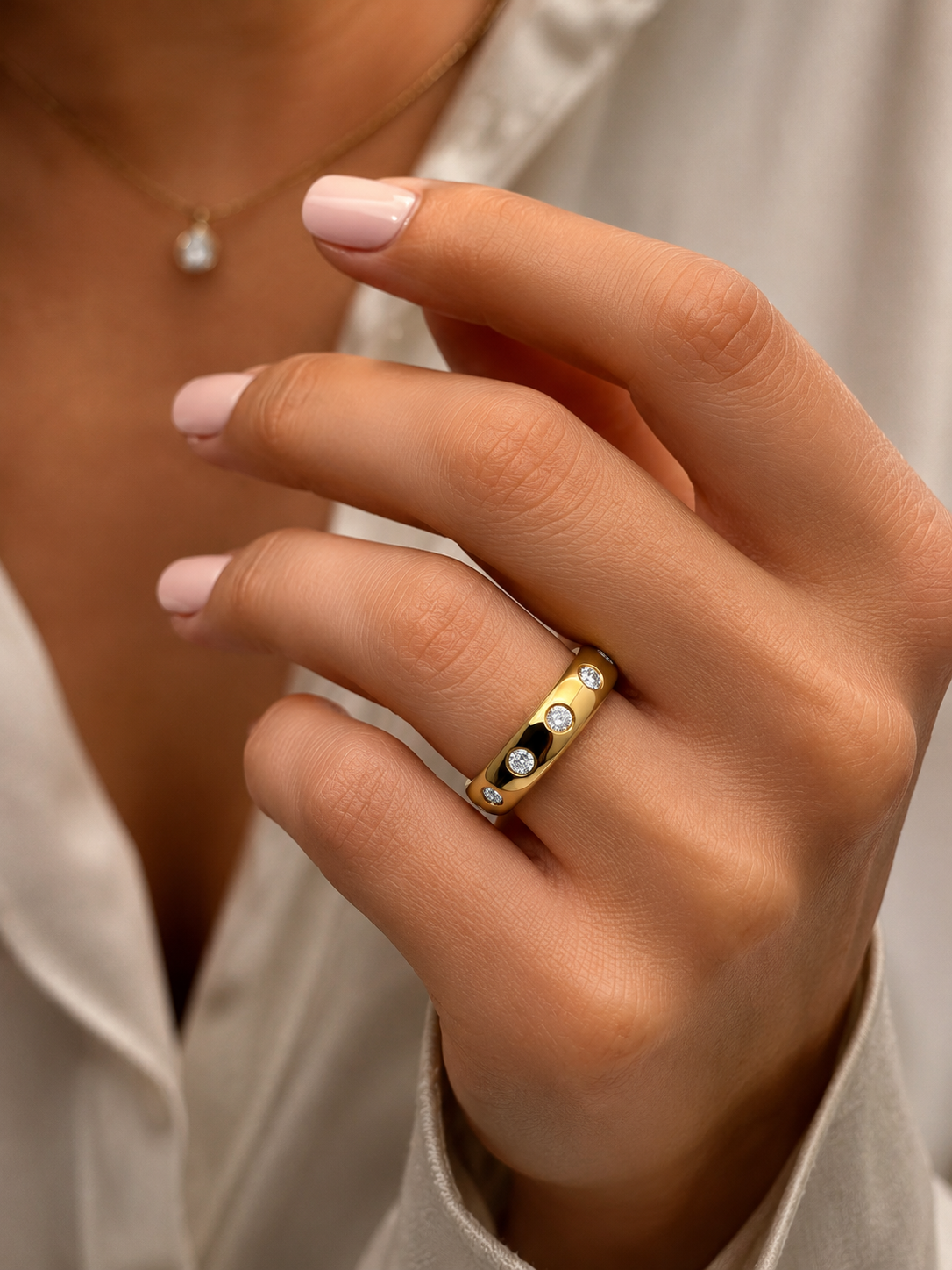 Side view of Naevyn Lore Round Lab Diamond Designer Ring in 18K Yellow Gold - Fiona Diamonds
