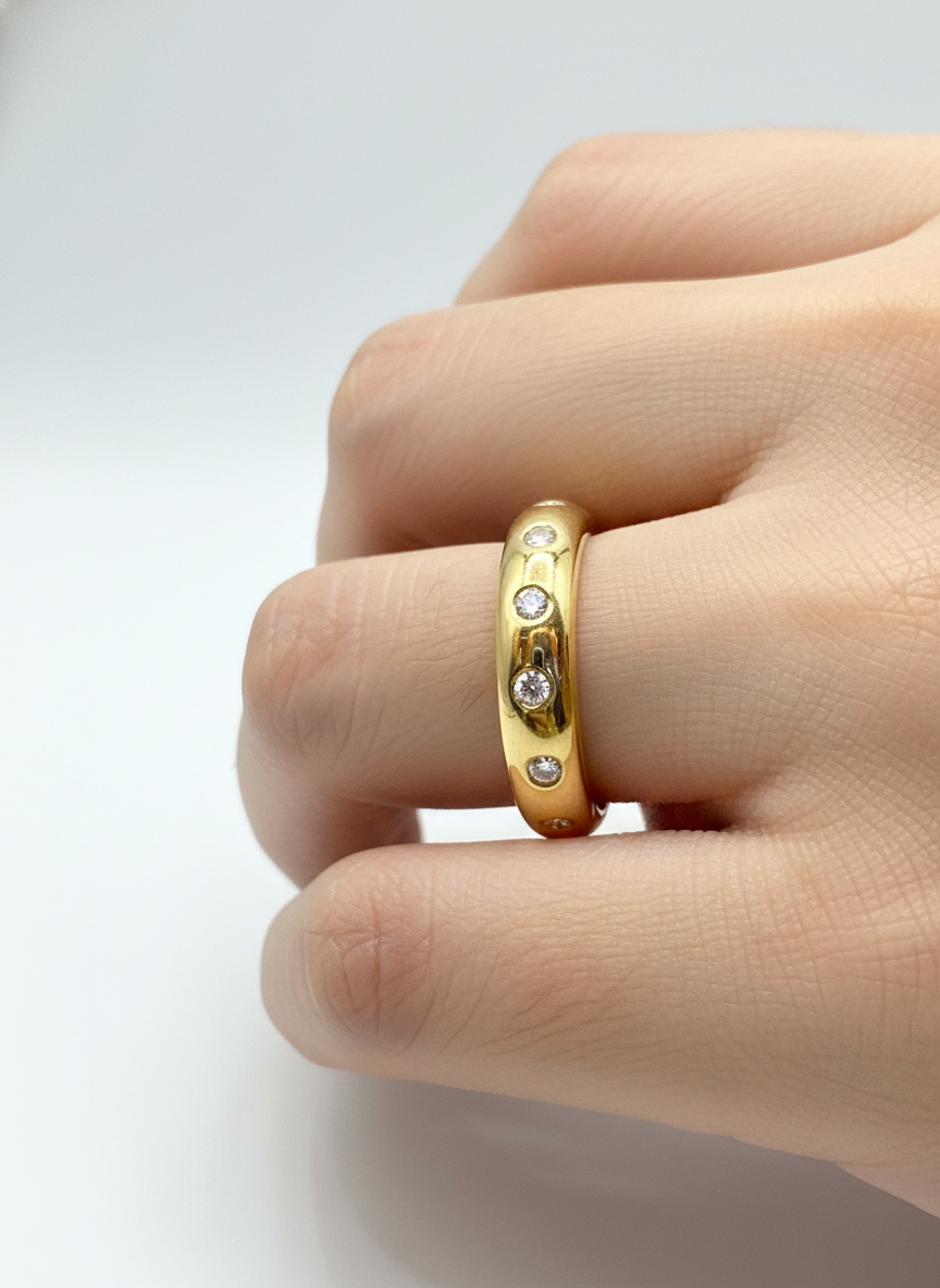 Close -up of Naevyn Lore Round Lab Diamond Designer Ring set in 18K Yellow Gold by Fiona Diamonds