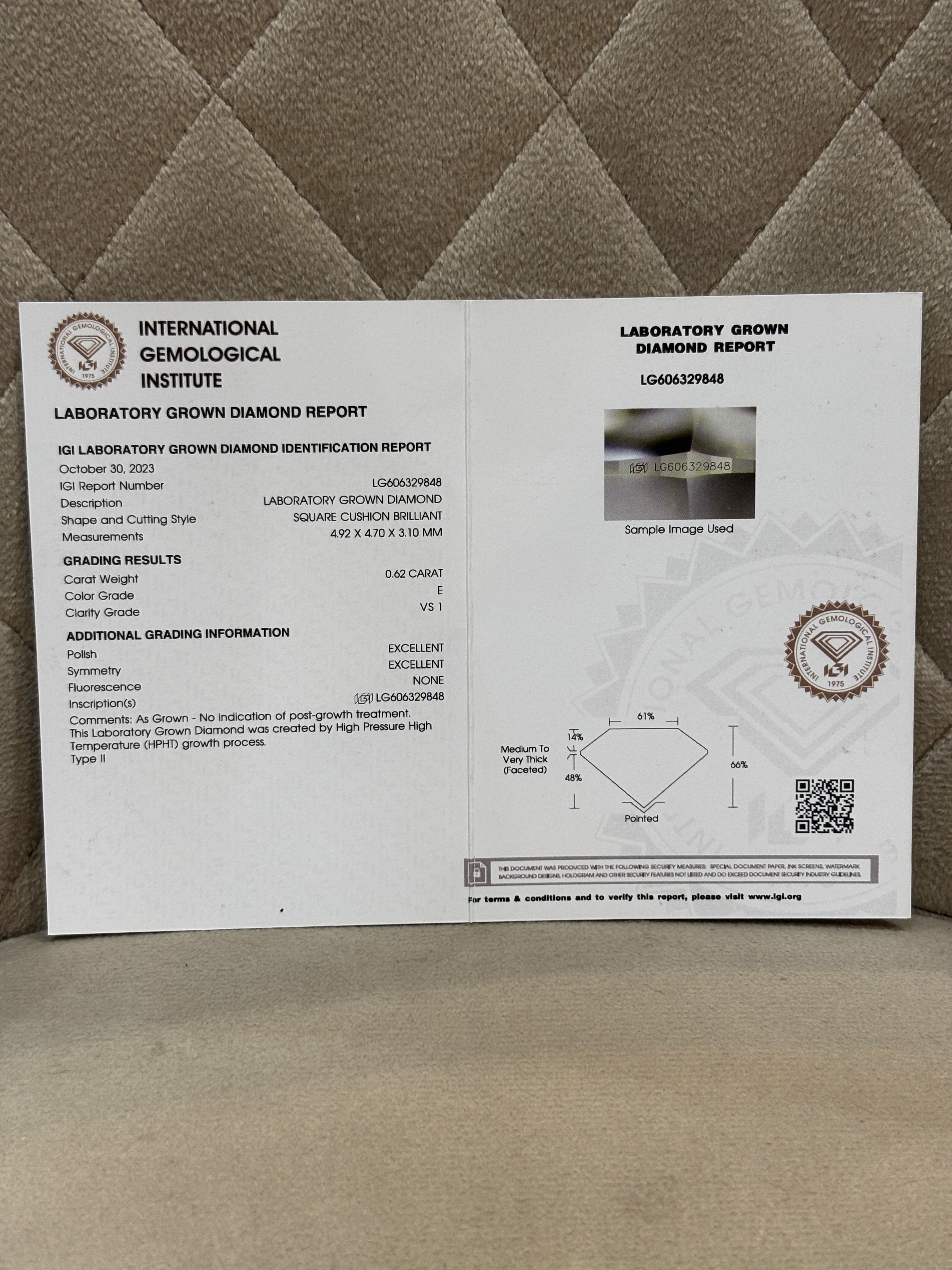 Velvet Éclat Lab Diamond Ring