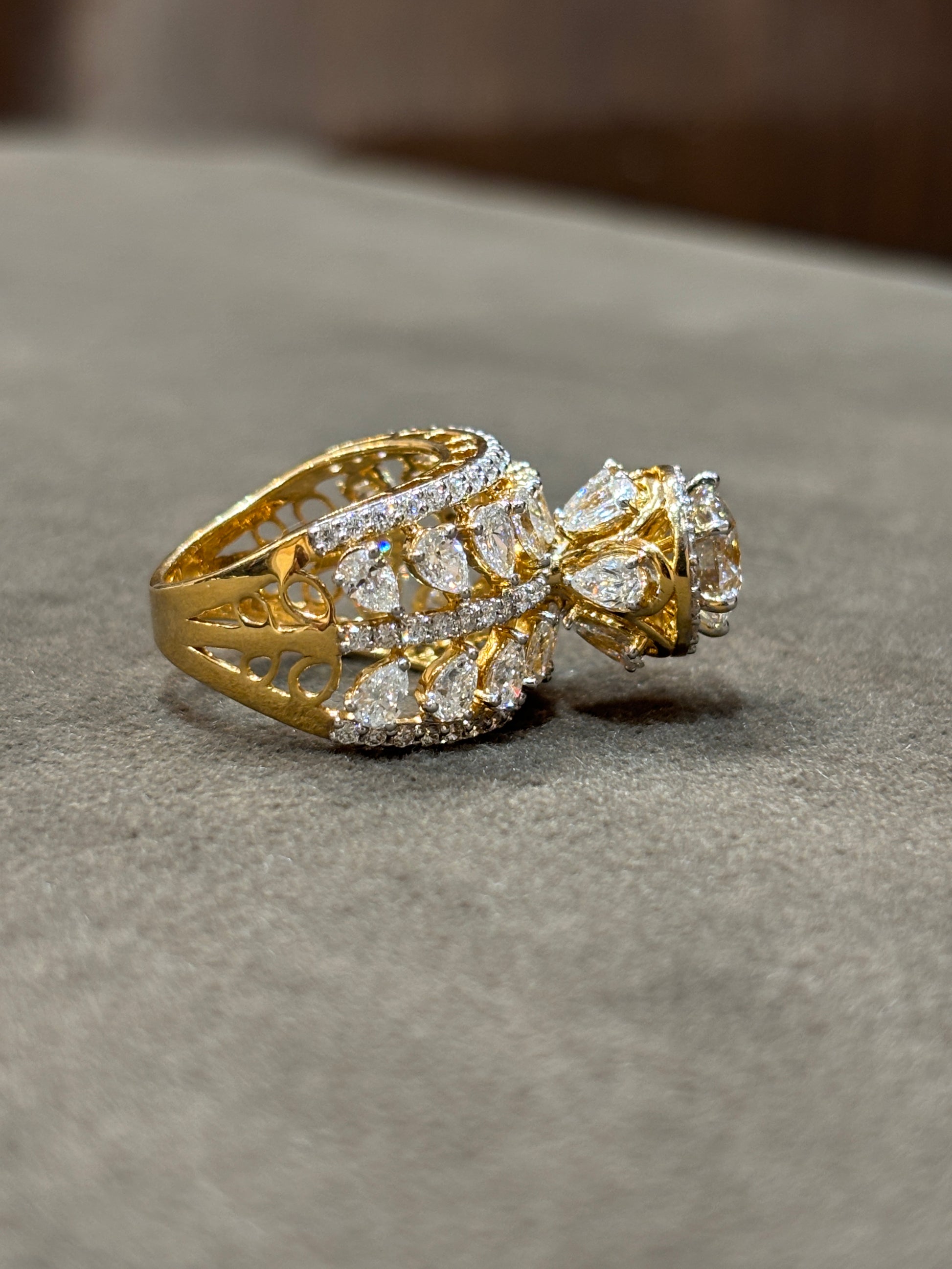 Arvessa Luxa Lab Diamond Ring