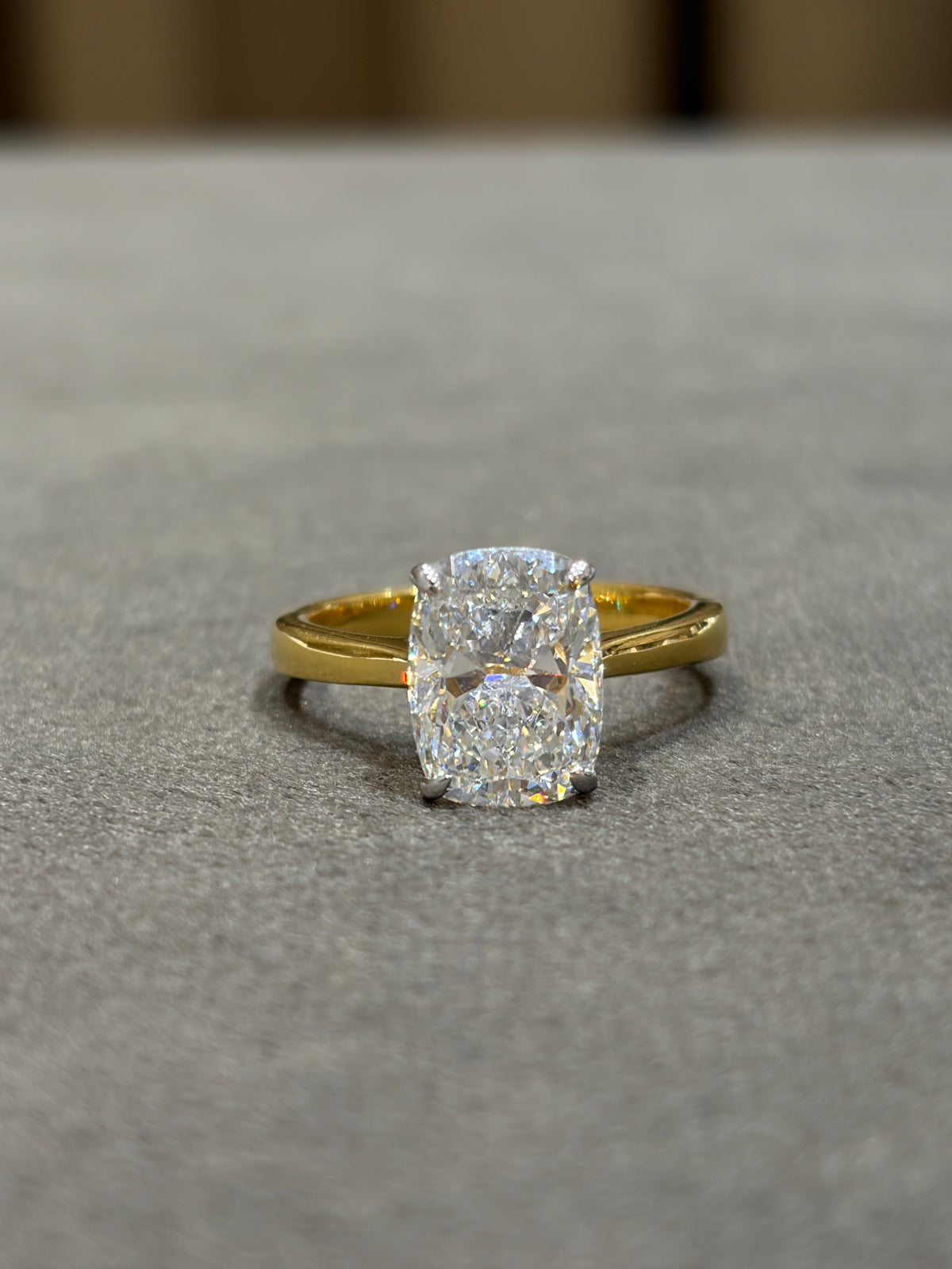 Zia Arc Lab Diamond Ring