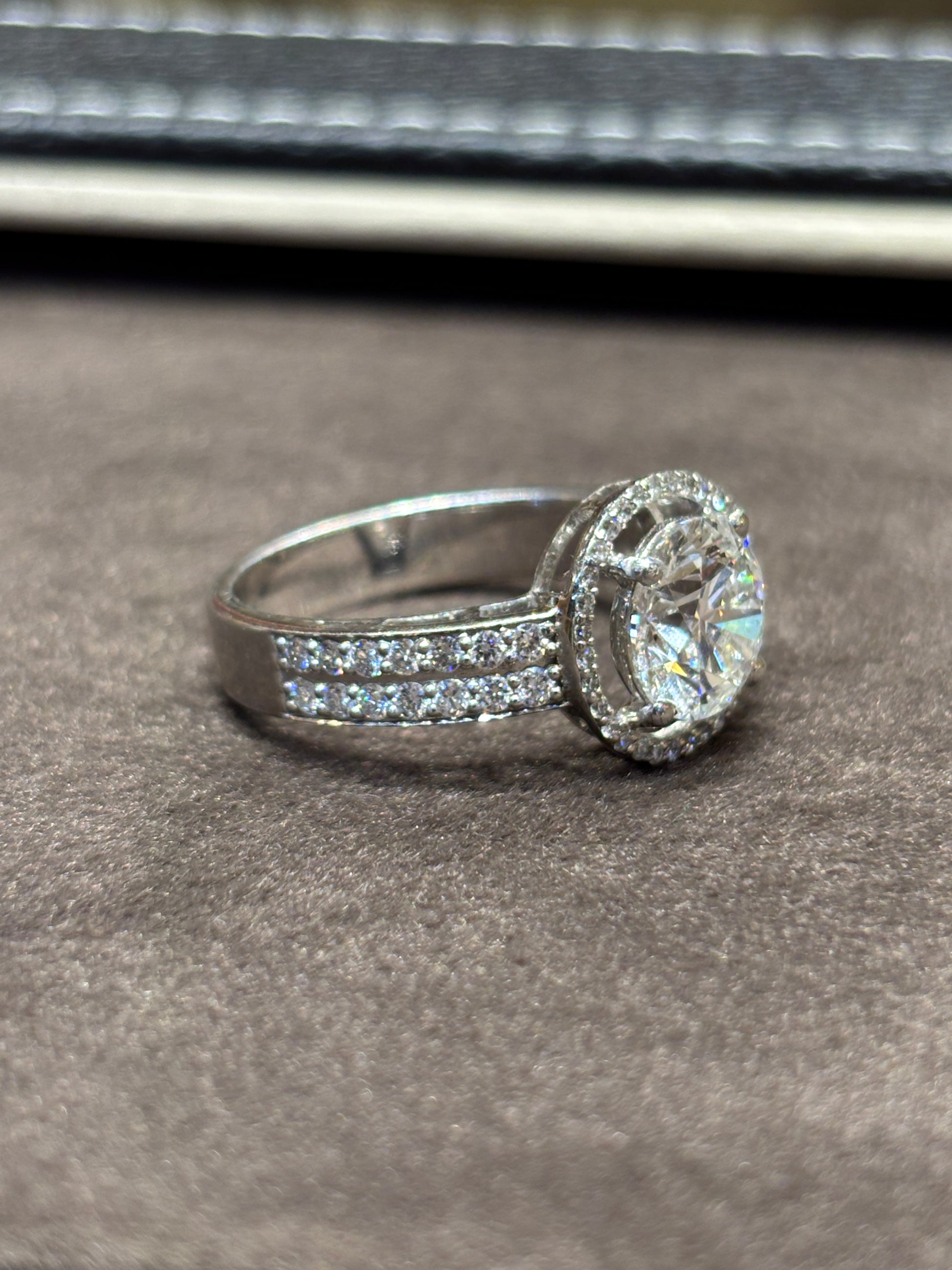 Azura Lab Grown Diamond Ring – Inspired by Nature, Ethically Made