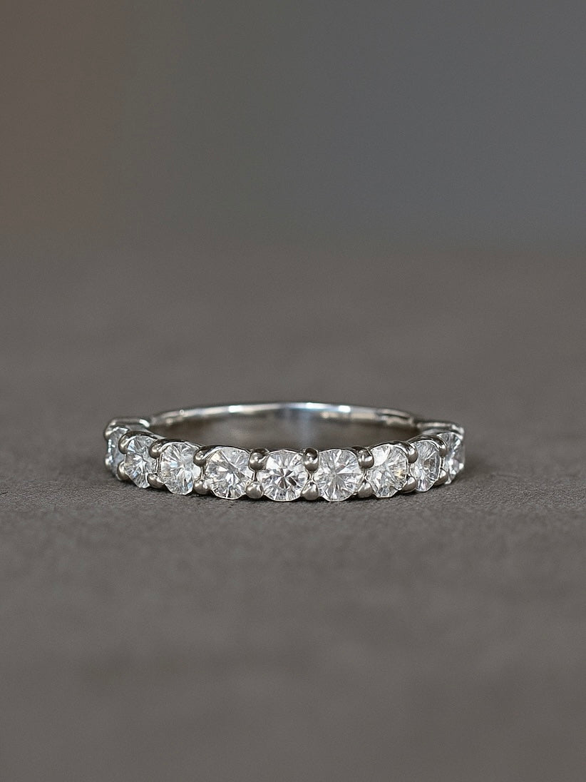 Aadhira Lab Diamond Ring